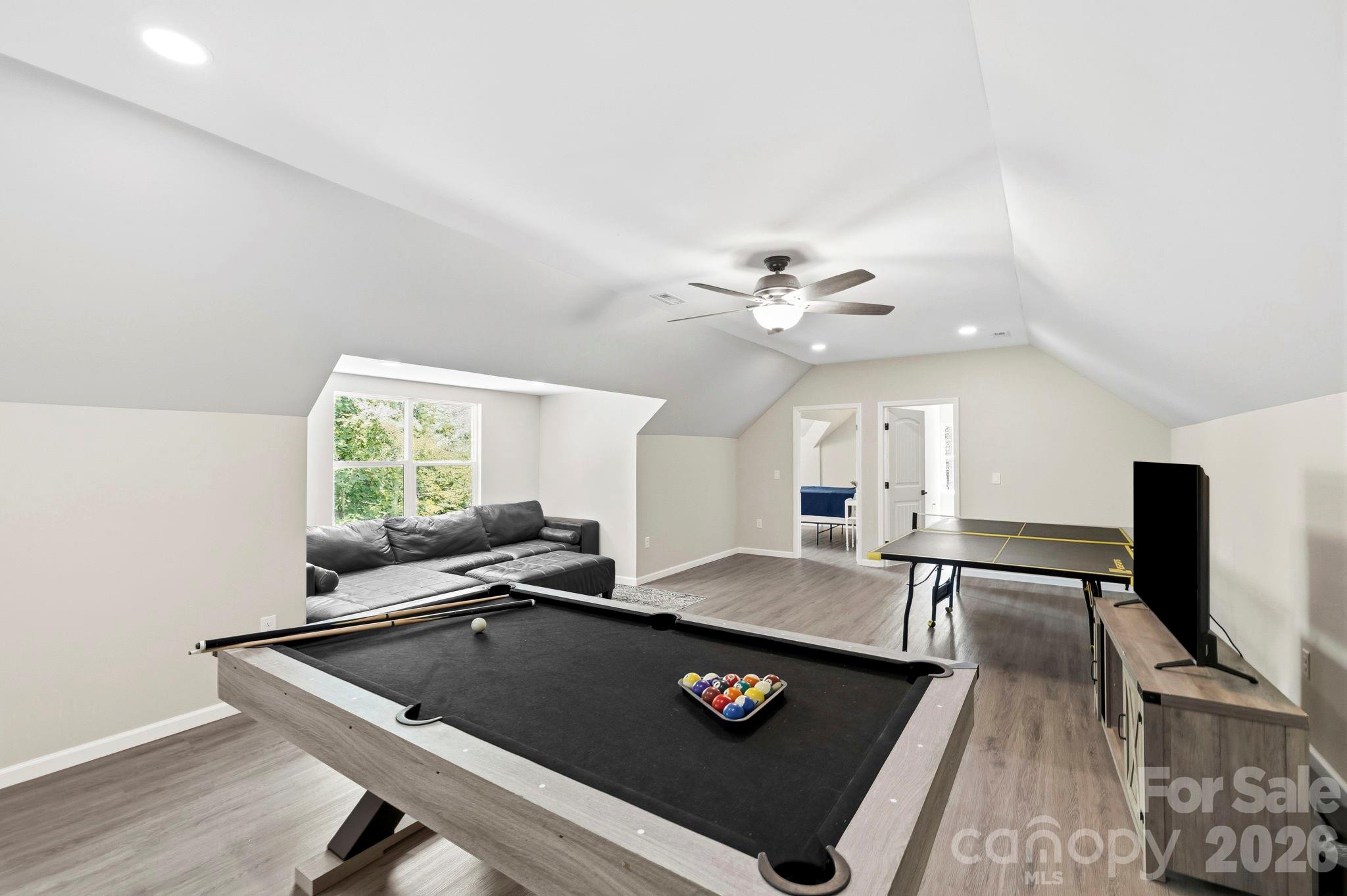 311 Charming Lane Property Photo 15