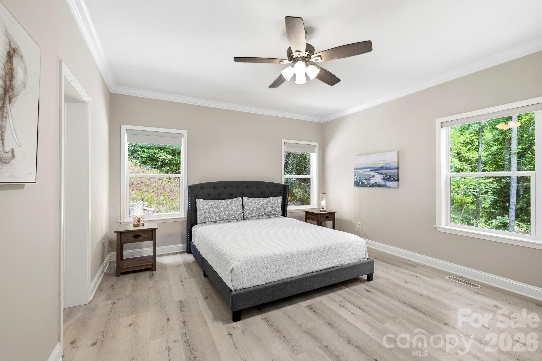 311 Charming Lane Property Photo 17