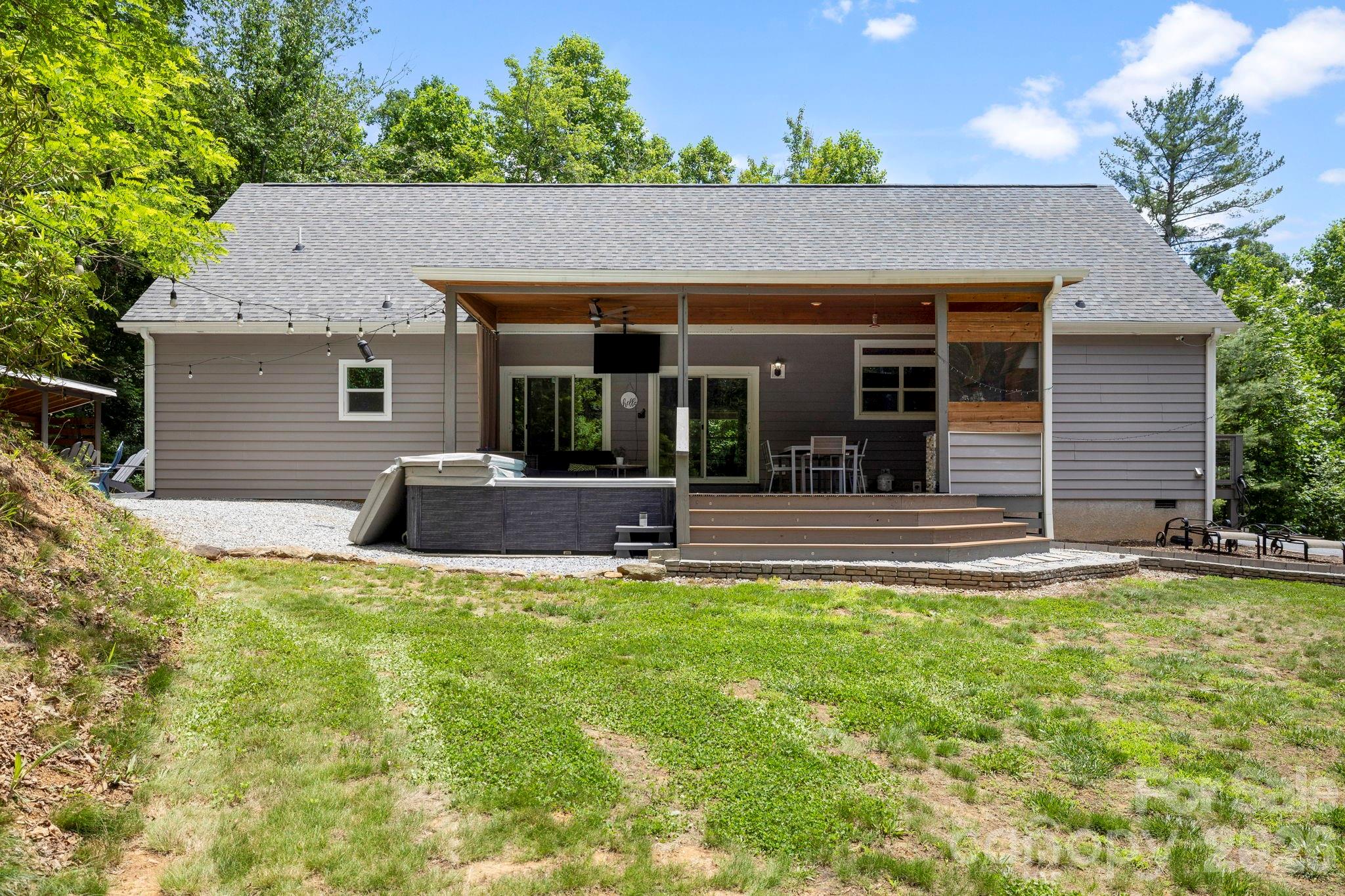 311 Charming Lane Property Photo 30