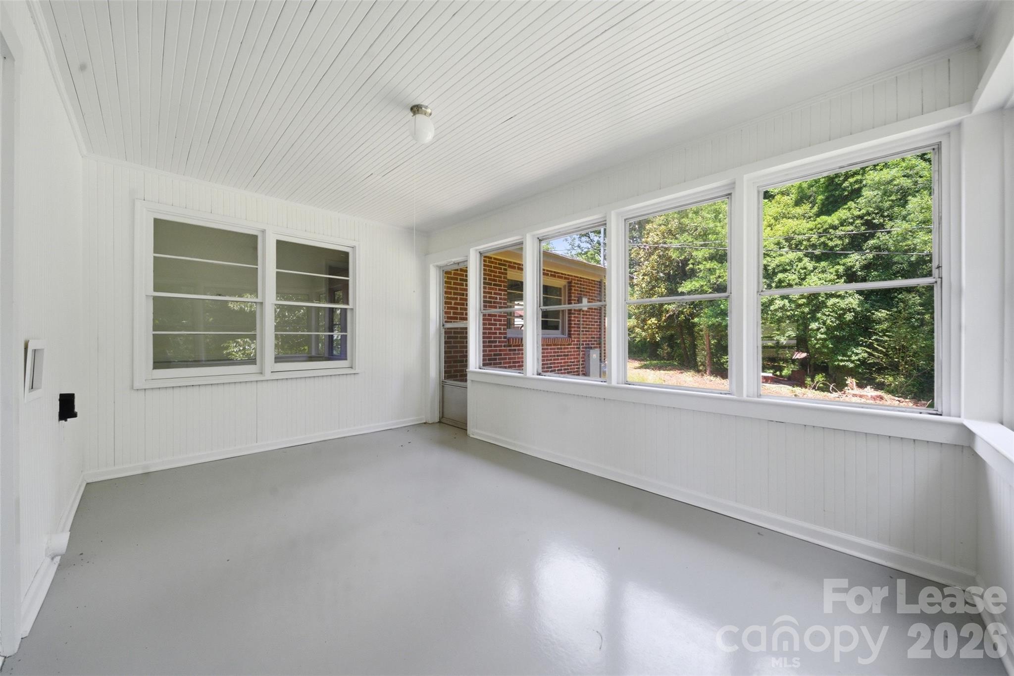2988 Great Falls Highway Property Photo 7