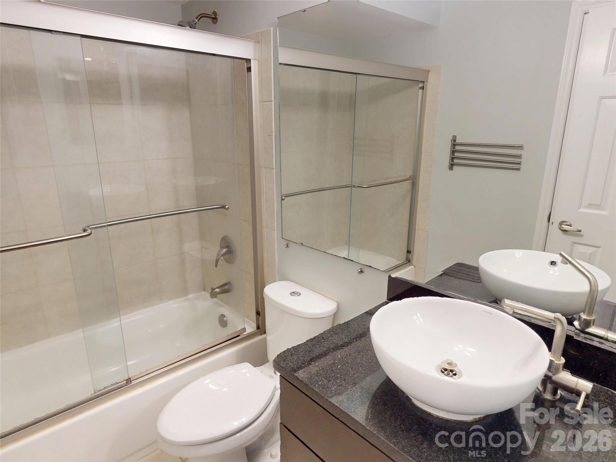 517 N Graham Street 2c Property Photo 12