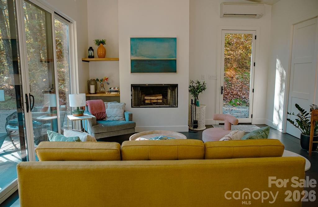 808 Mountain Cove Road Property Photo 7