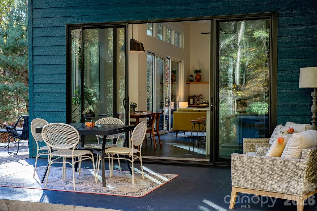 808 Mountain Cove Road Property Photo 21