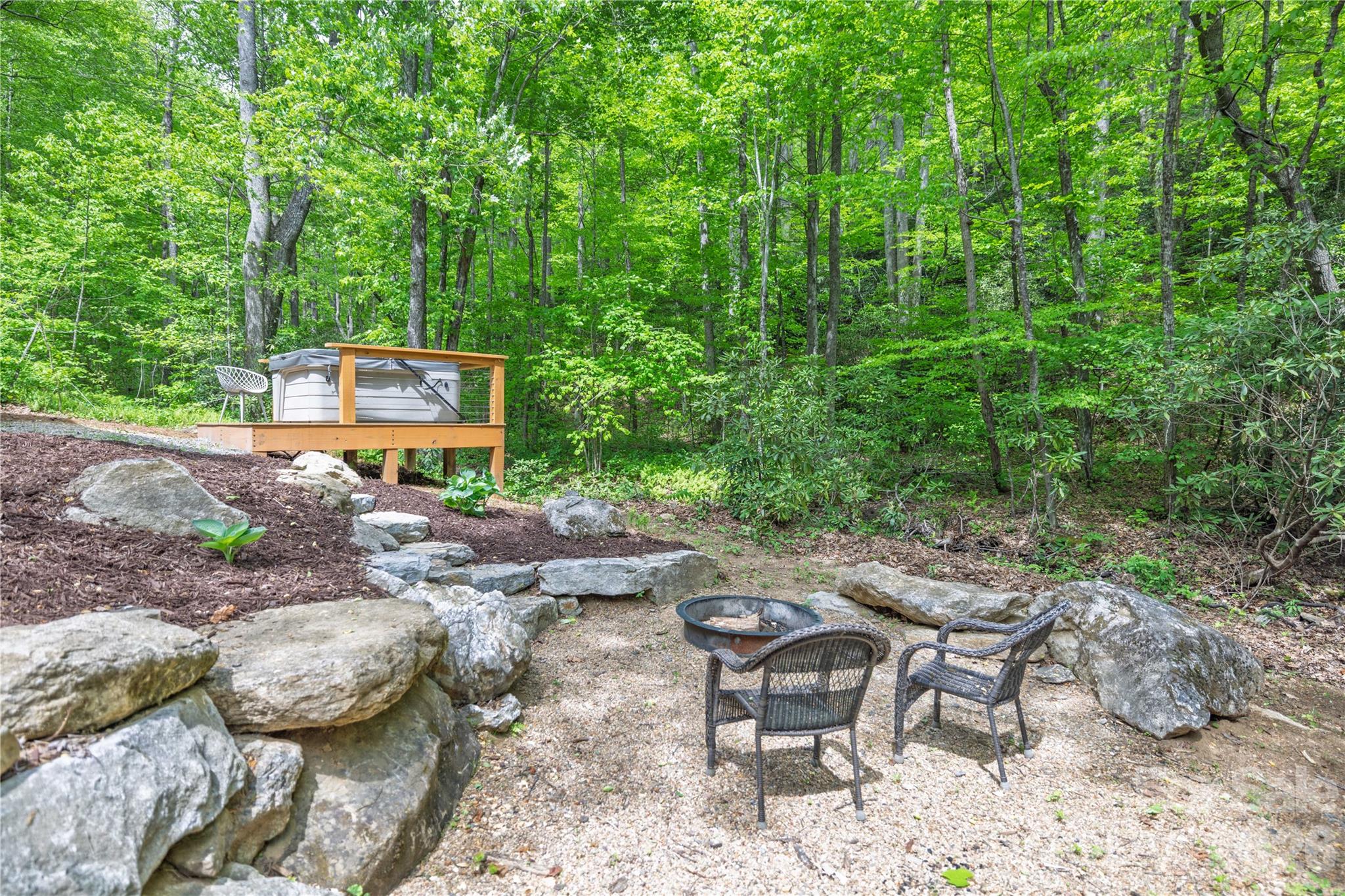 808 Mountain Cove Road Property Photo 23