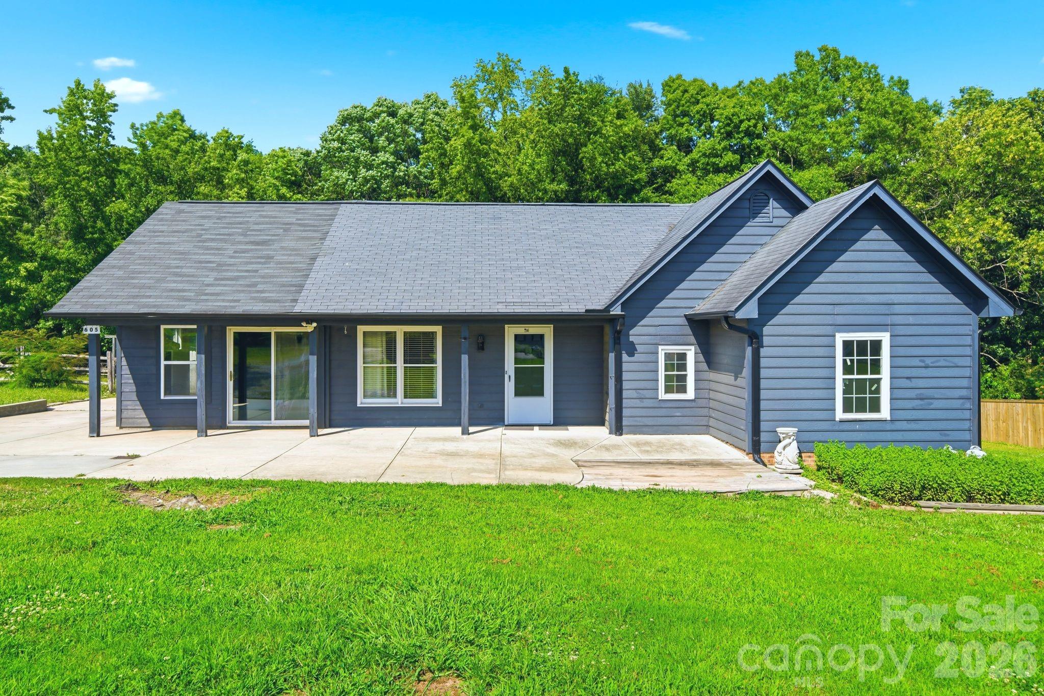 605 Brookside Drive 53 Property Photo 1