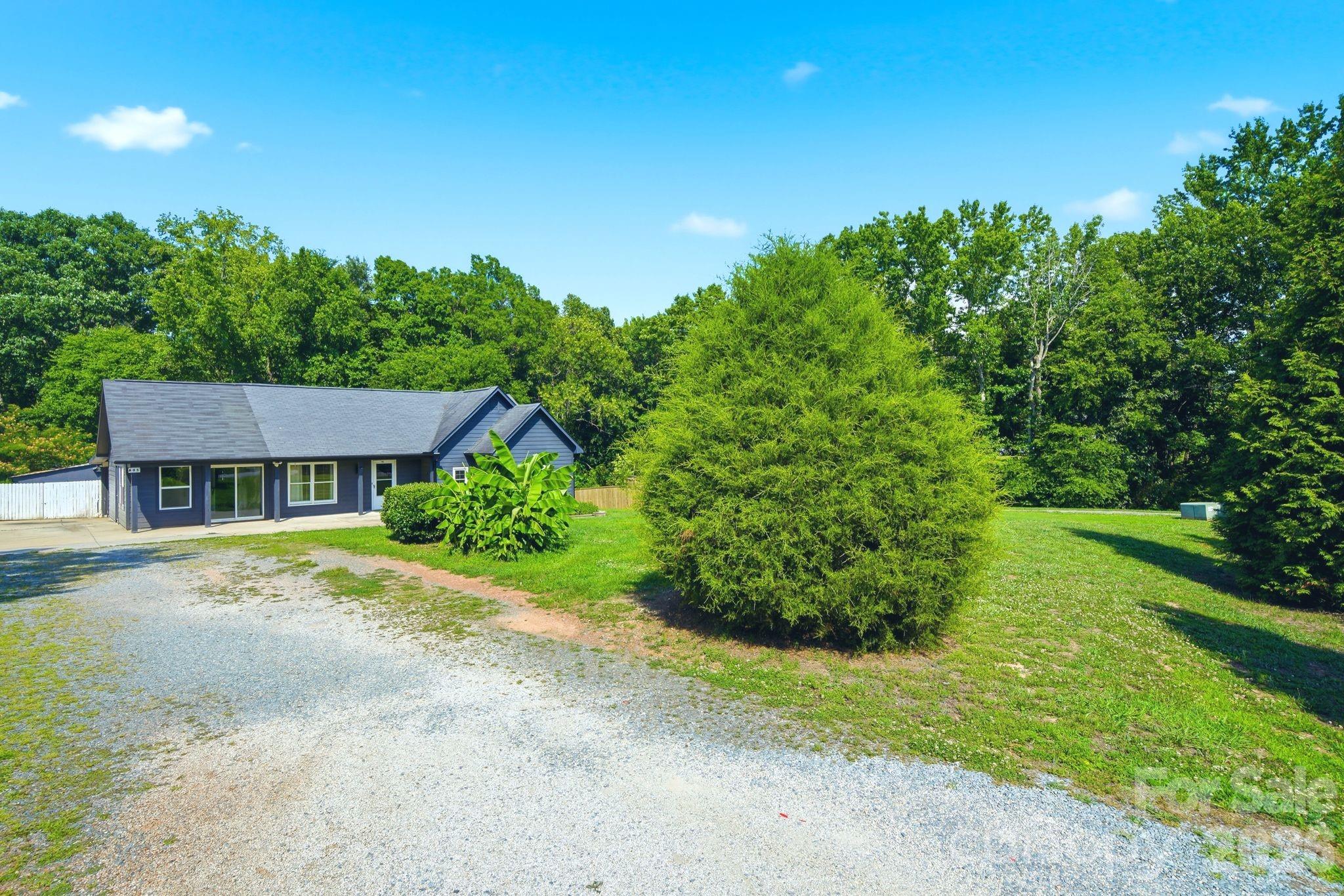 605 Brookside Drive 53 Property Photo 2