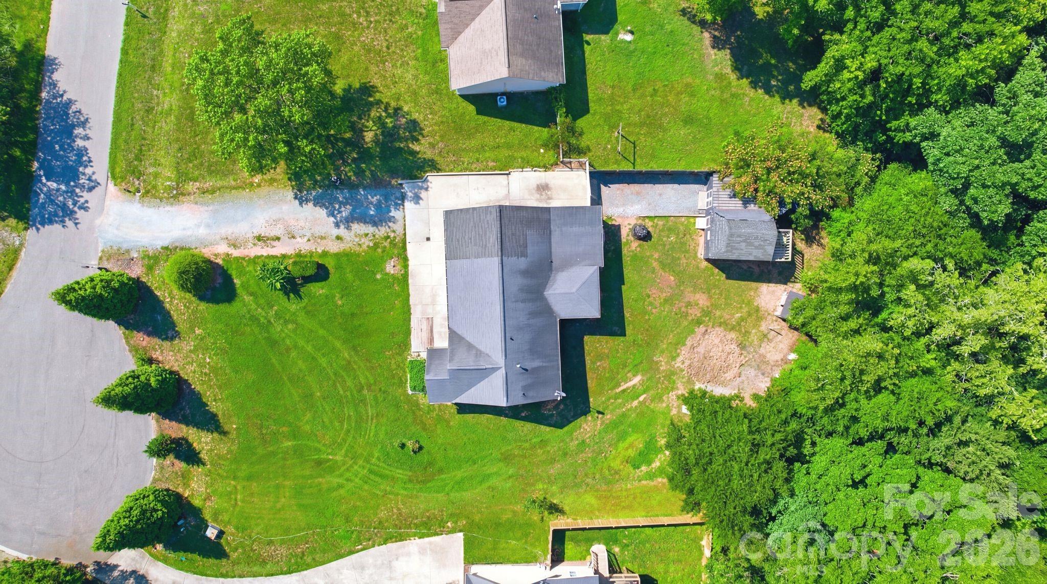 605 Brookside Drive 53 Property Photo 4