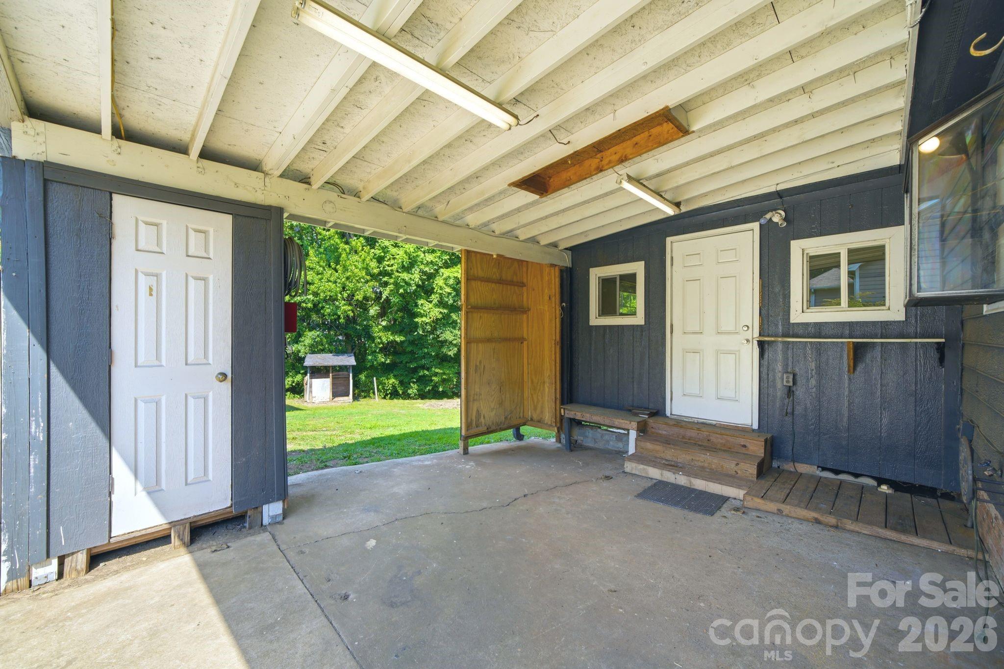 605 Brookside Drive 53 Property Photo 23
