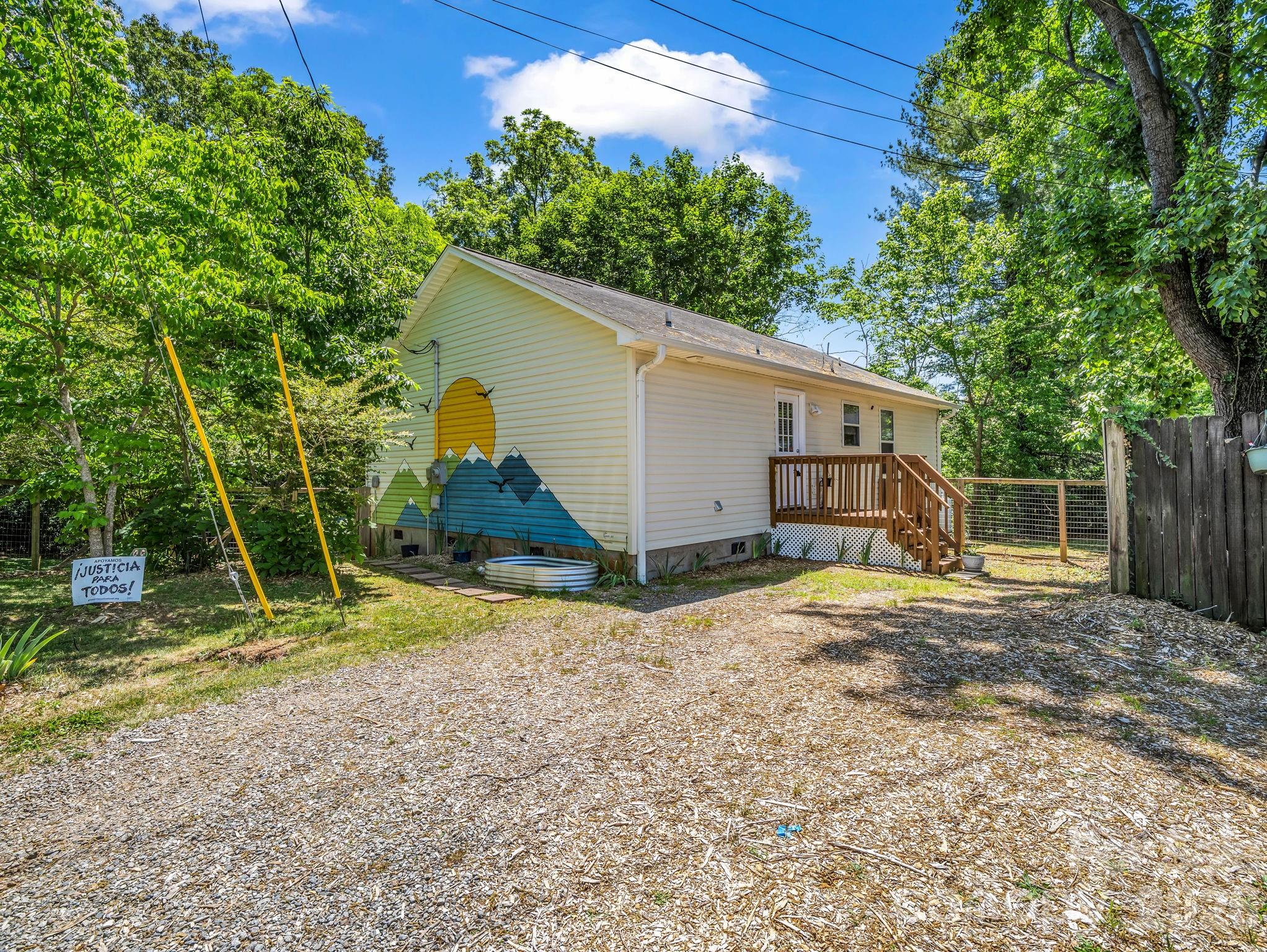 23 Peace Street Property Photo 24
