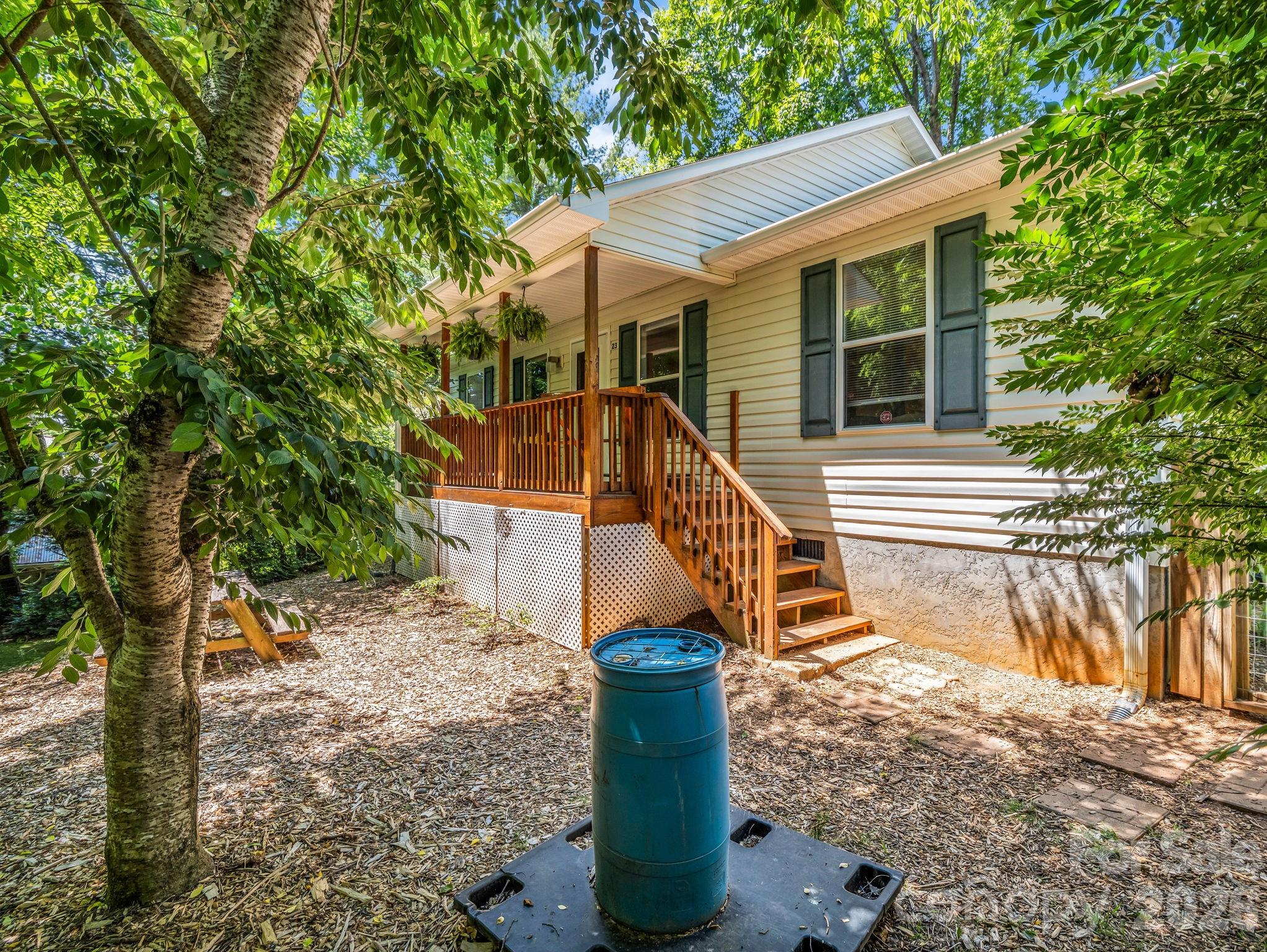 23 Peace Street Property Photo 27