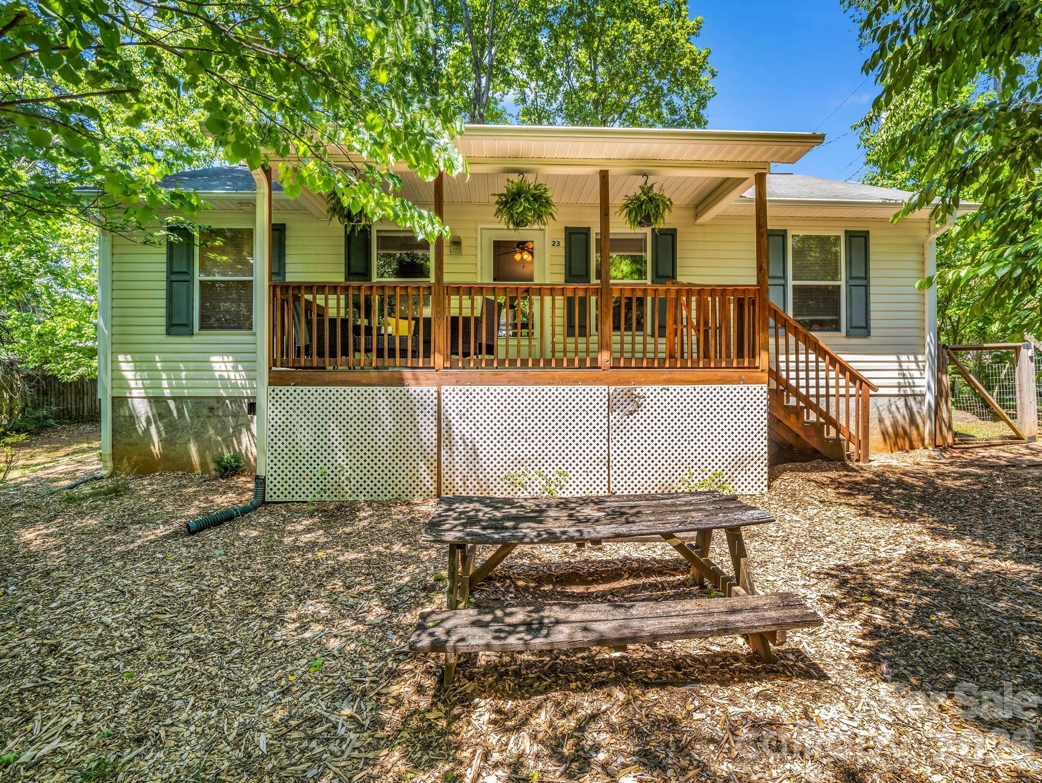 23 Peace Street Property Photo 30