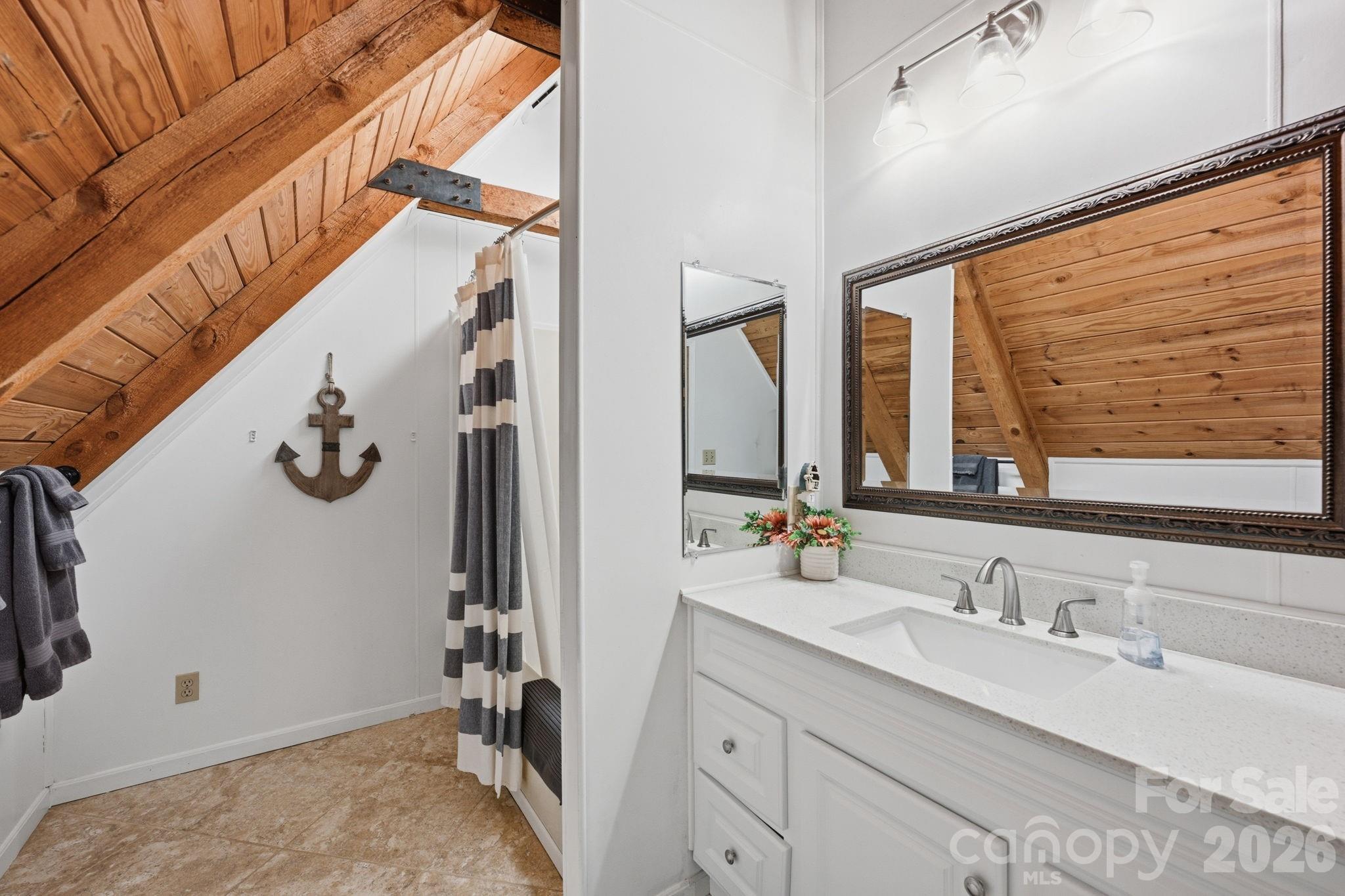 3779 Chevlot Hills Road Property Photo 33