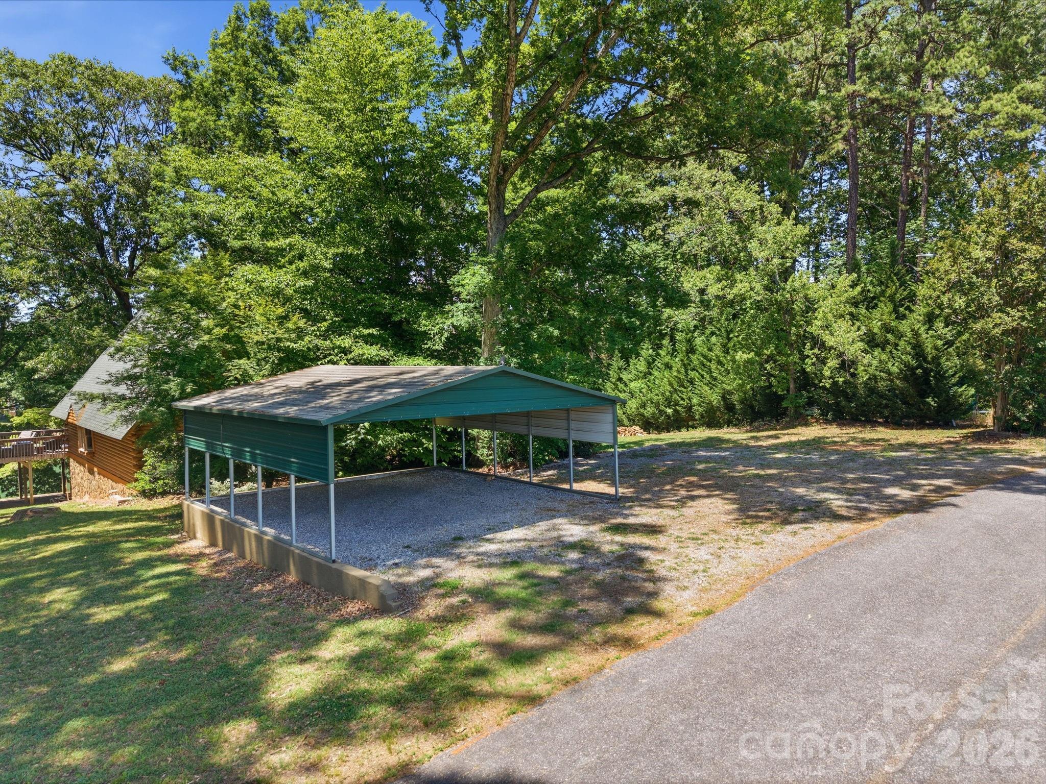 3779 Chevlot Hills Road Property Photo 48