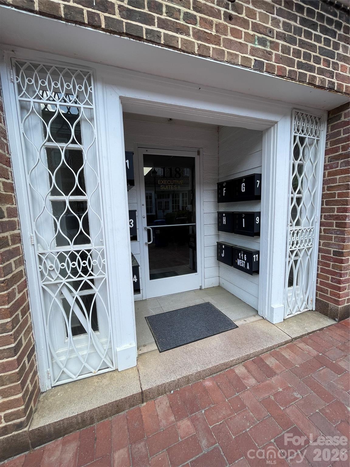 118 W A Street Property Photo 2