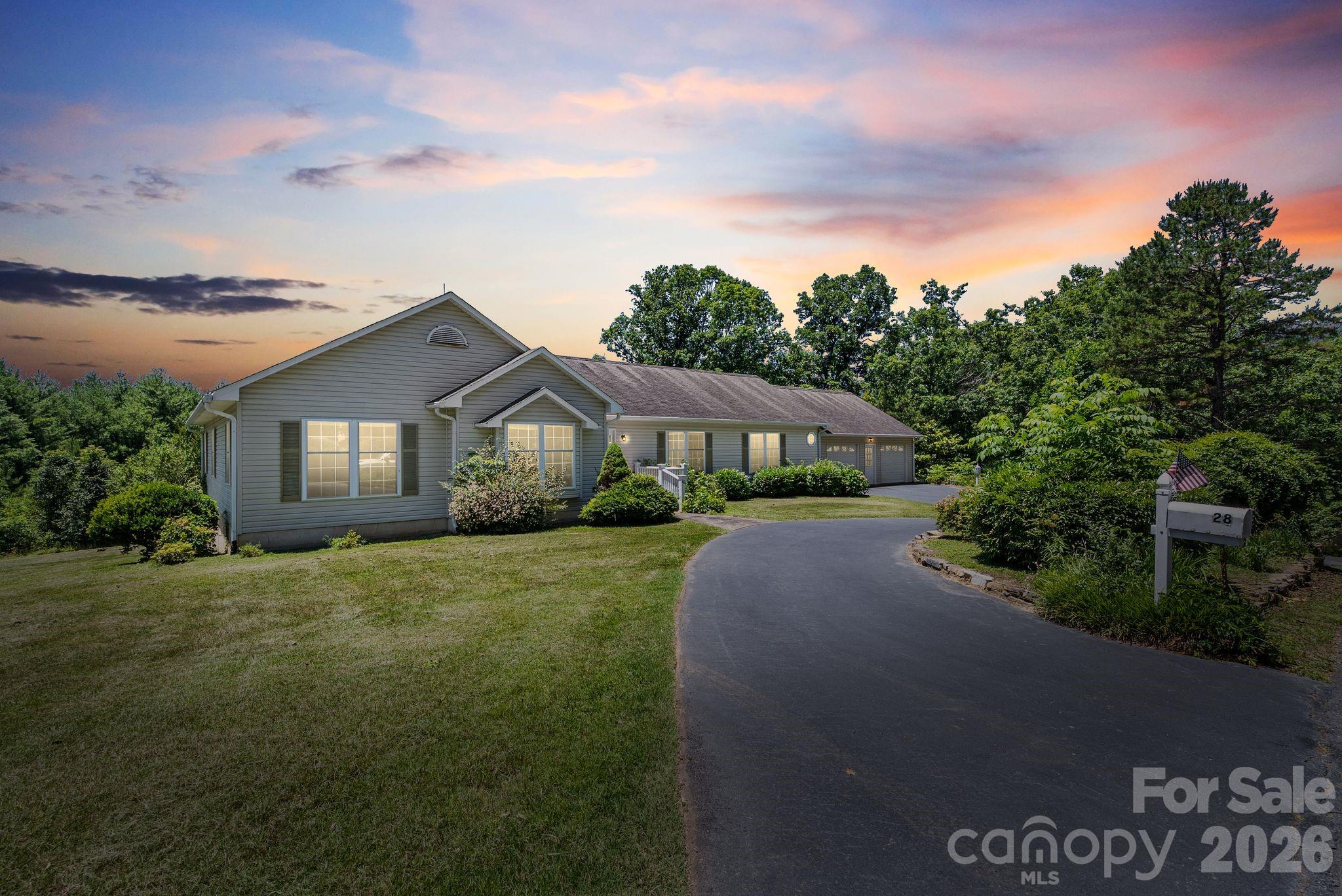 28 Song Bird Lane Property Photo 37
