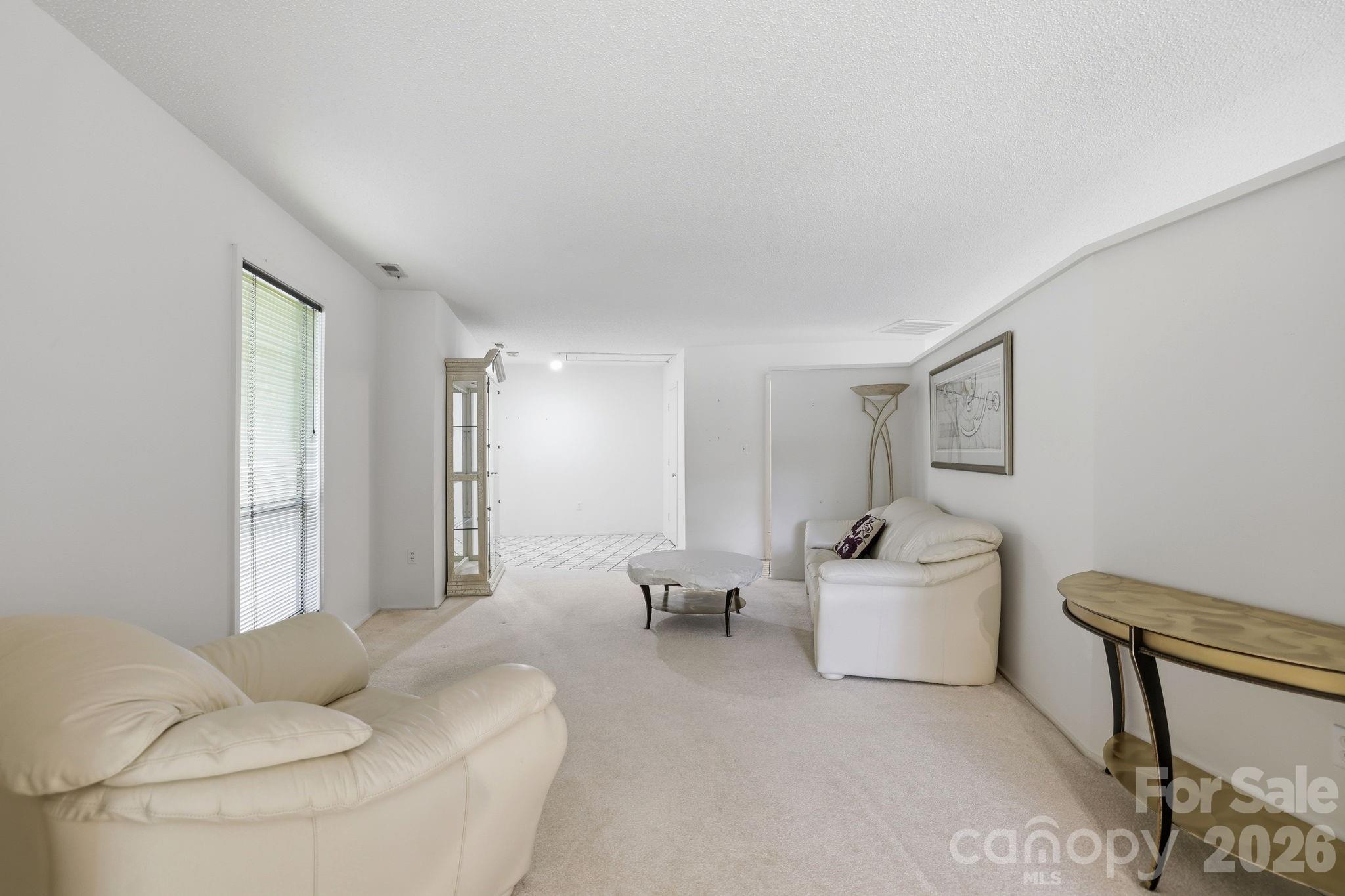 3423 Tinkerbell Lane Property Photo 5