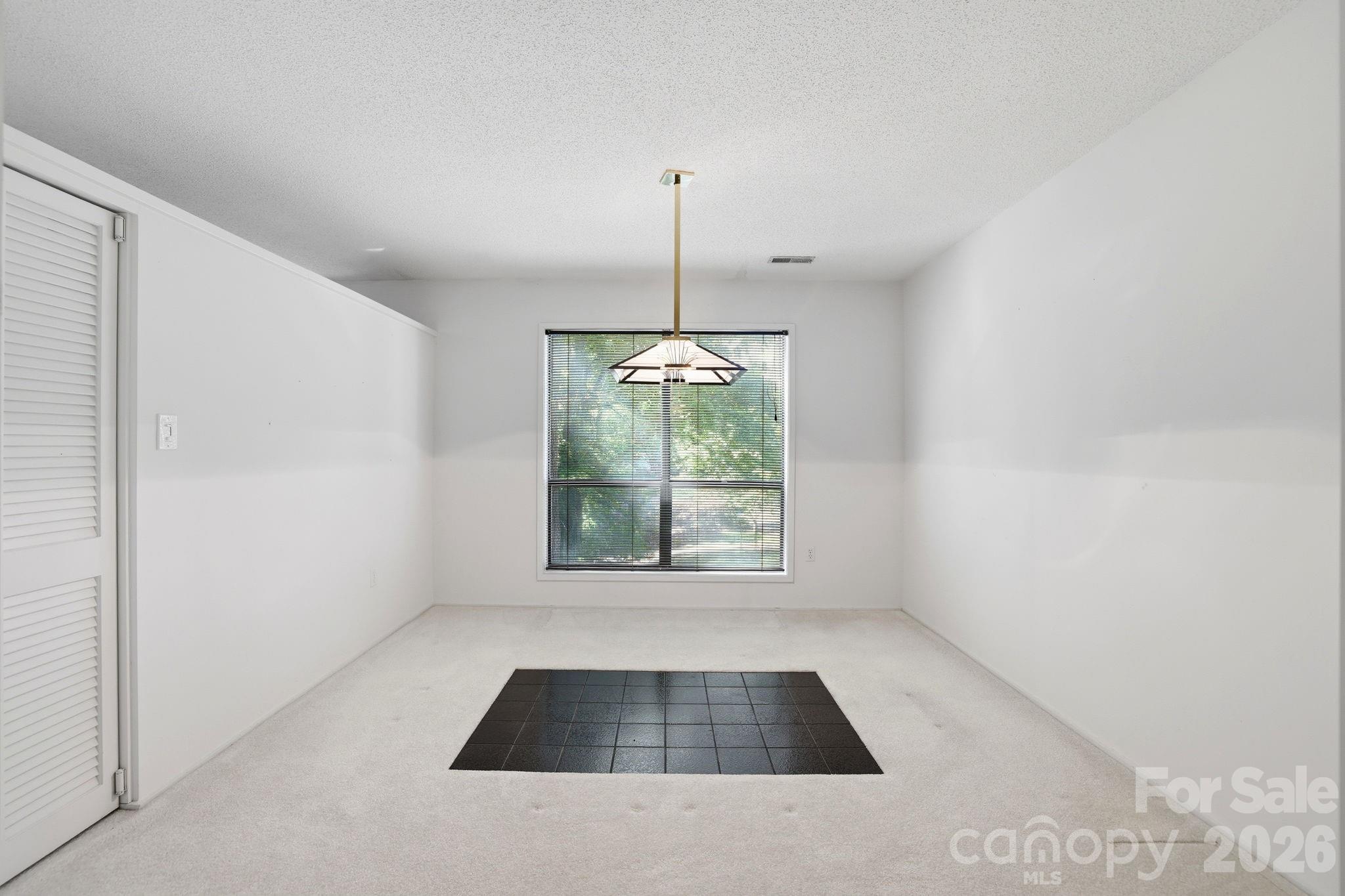 3423 Tinkerbell Lane Property Photo 6