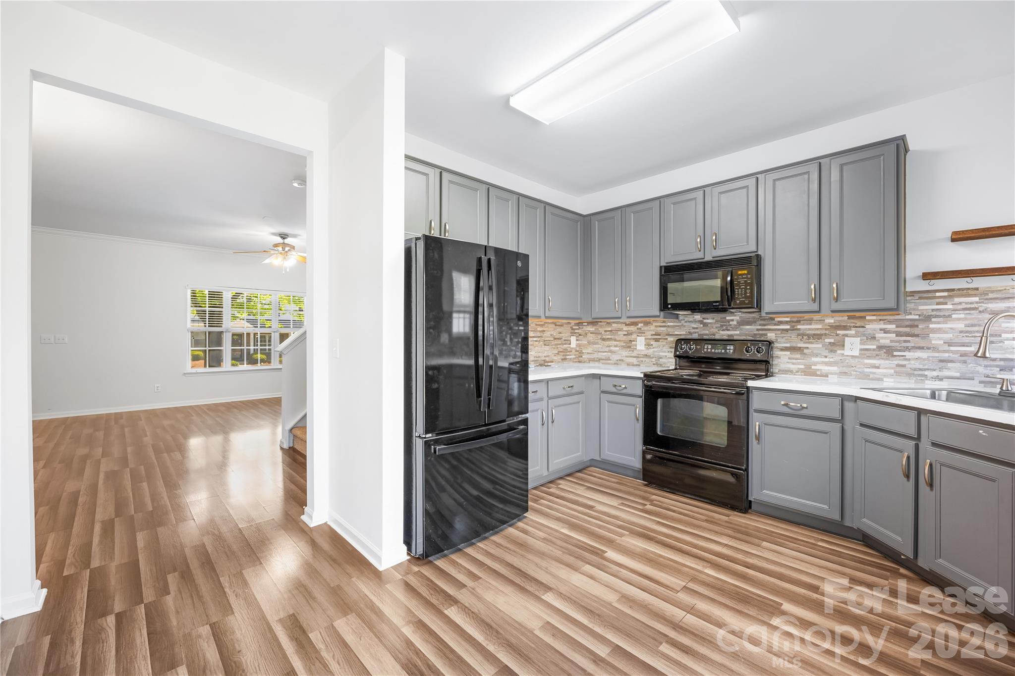 4384352 Property Photo 9