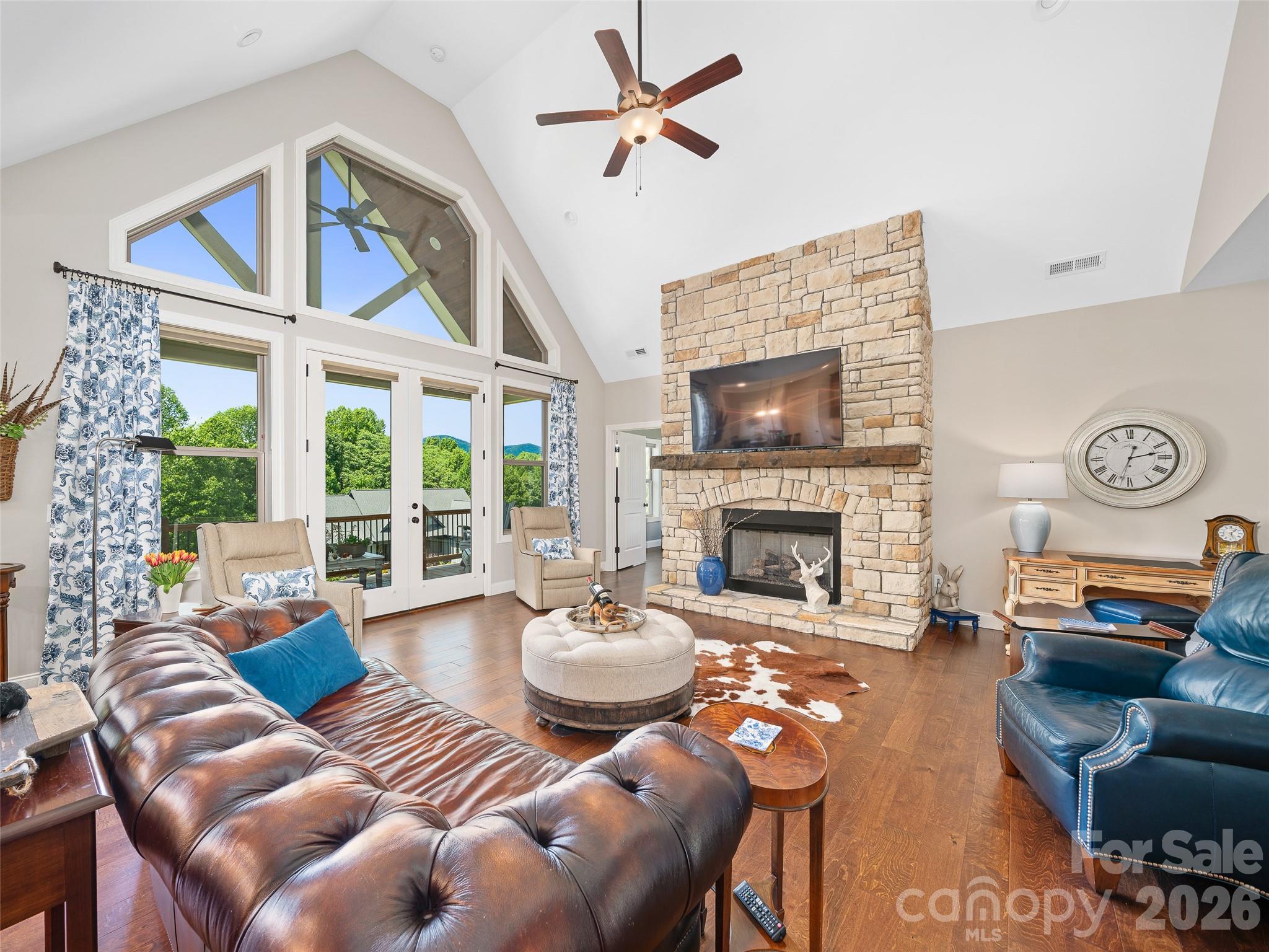 58 Sunny Morning Court Property Photo 4