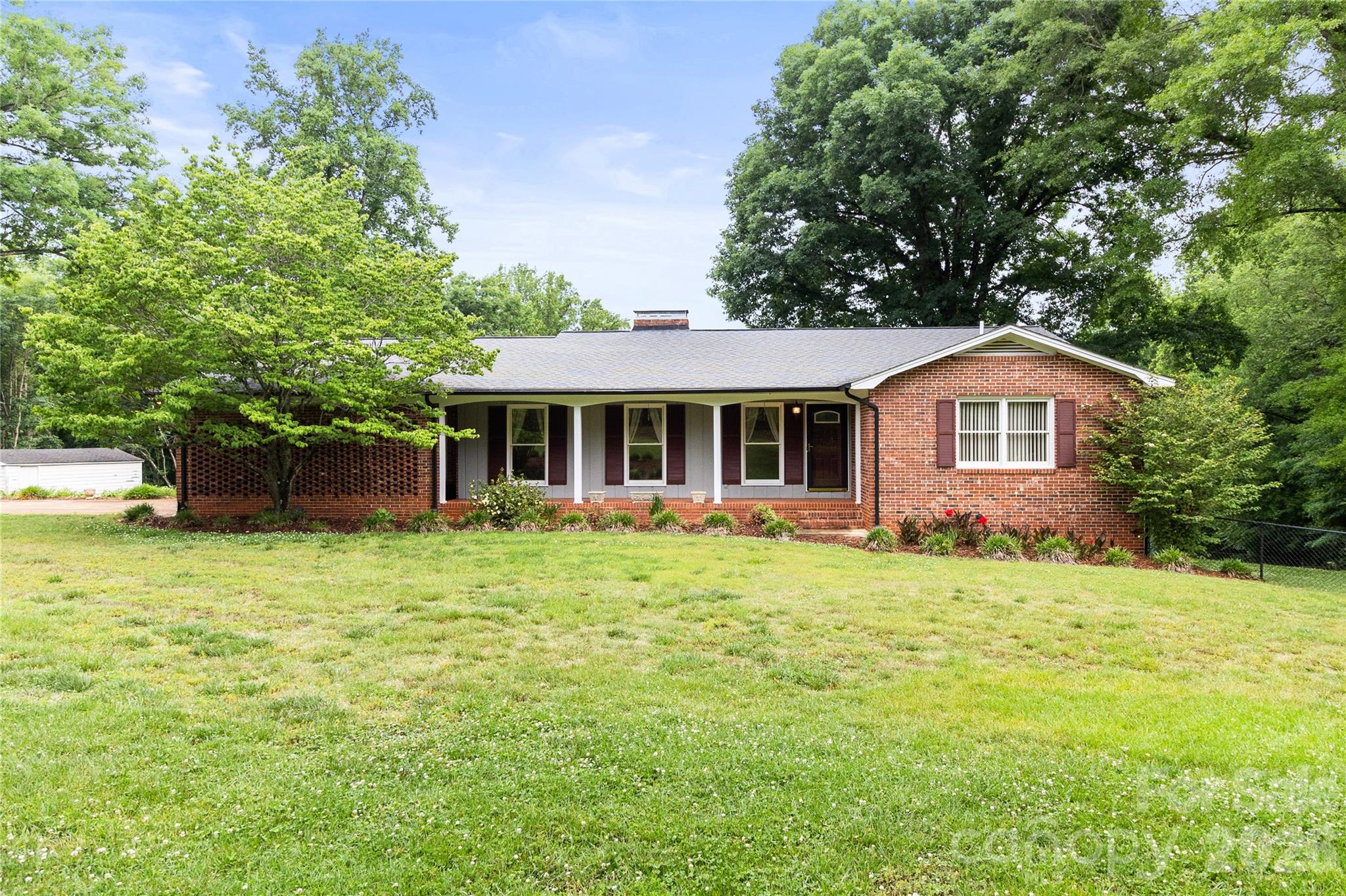 3225 Frank Grigg Drive Property Photo 1