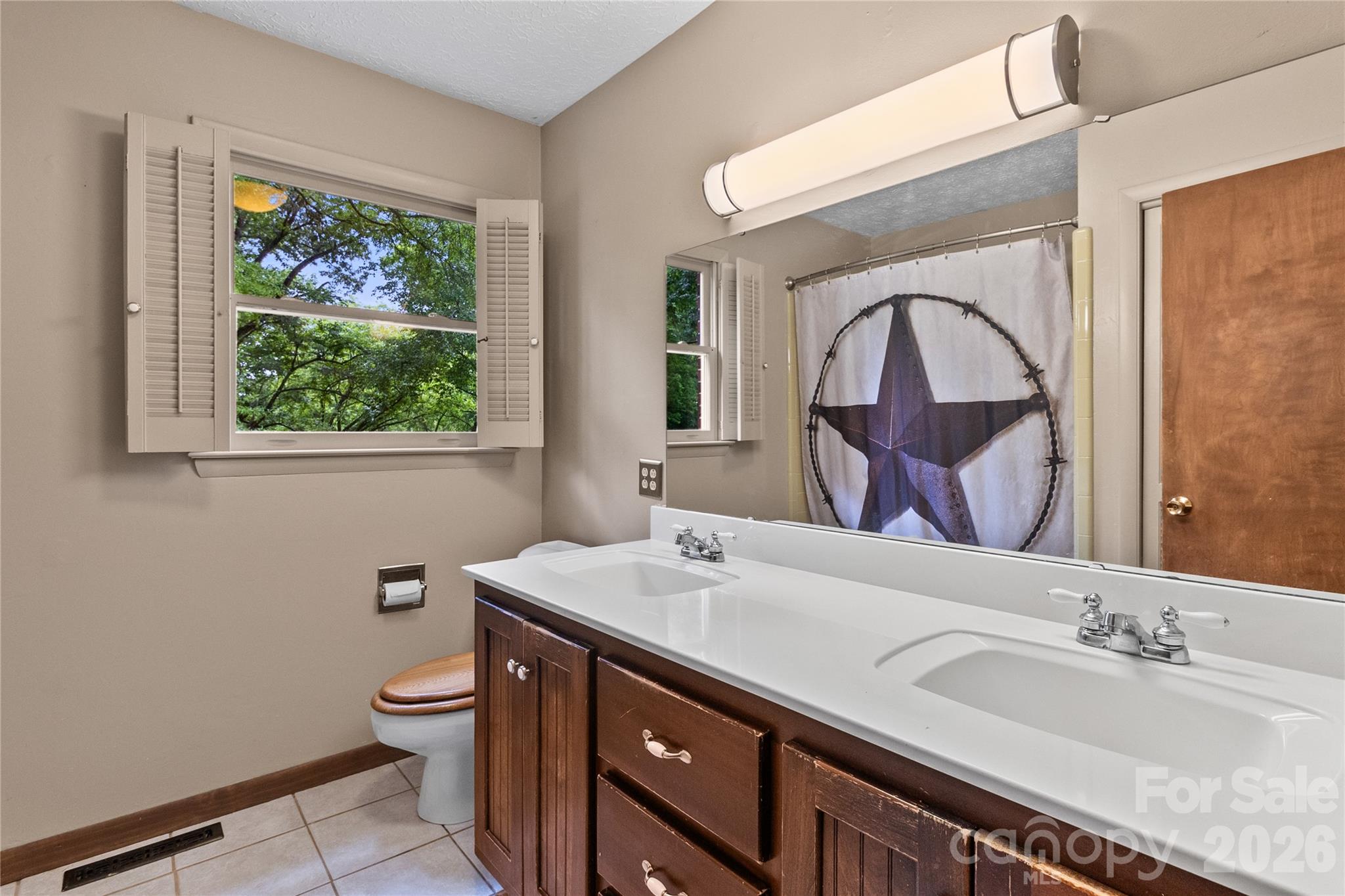 3225 Frank Grigg Drive Property Photo 6