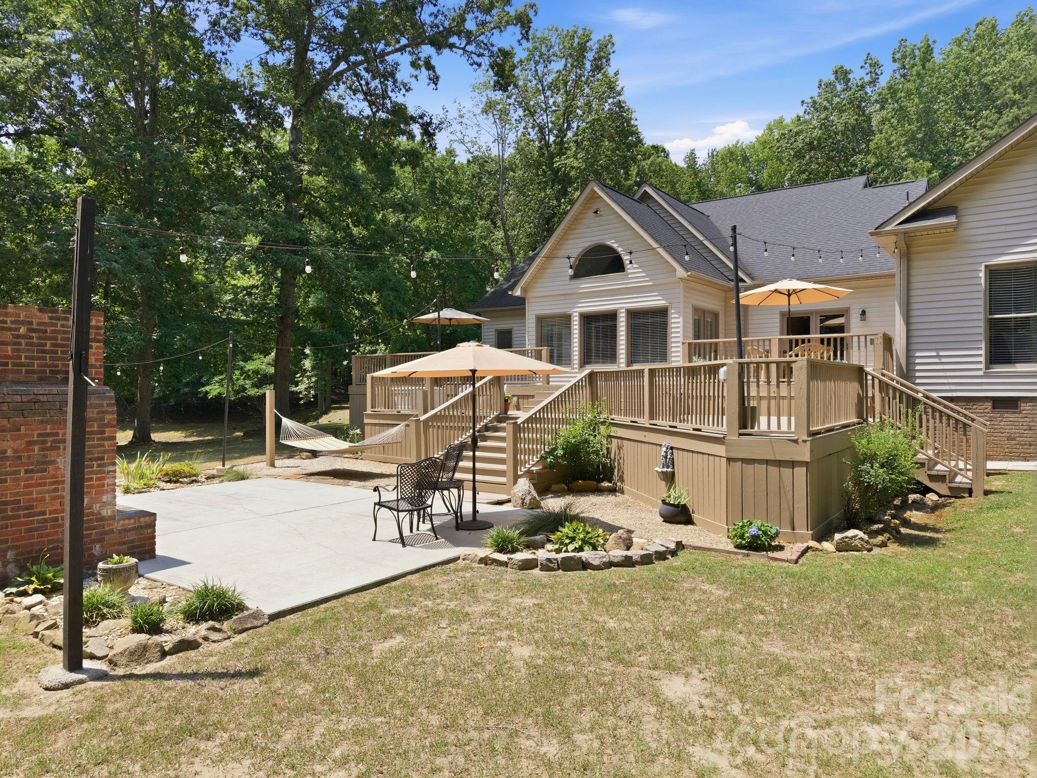 5865 Faith Road Property Photo 12