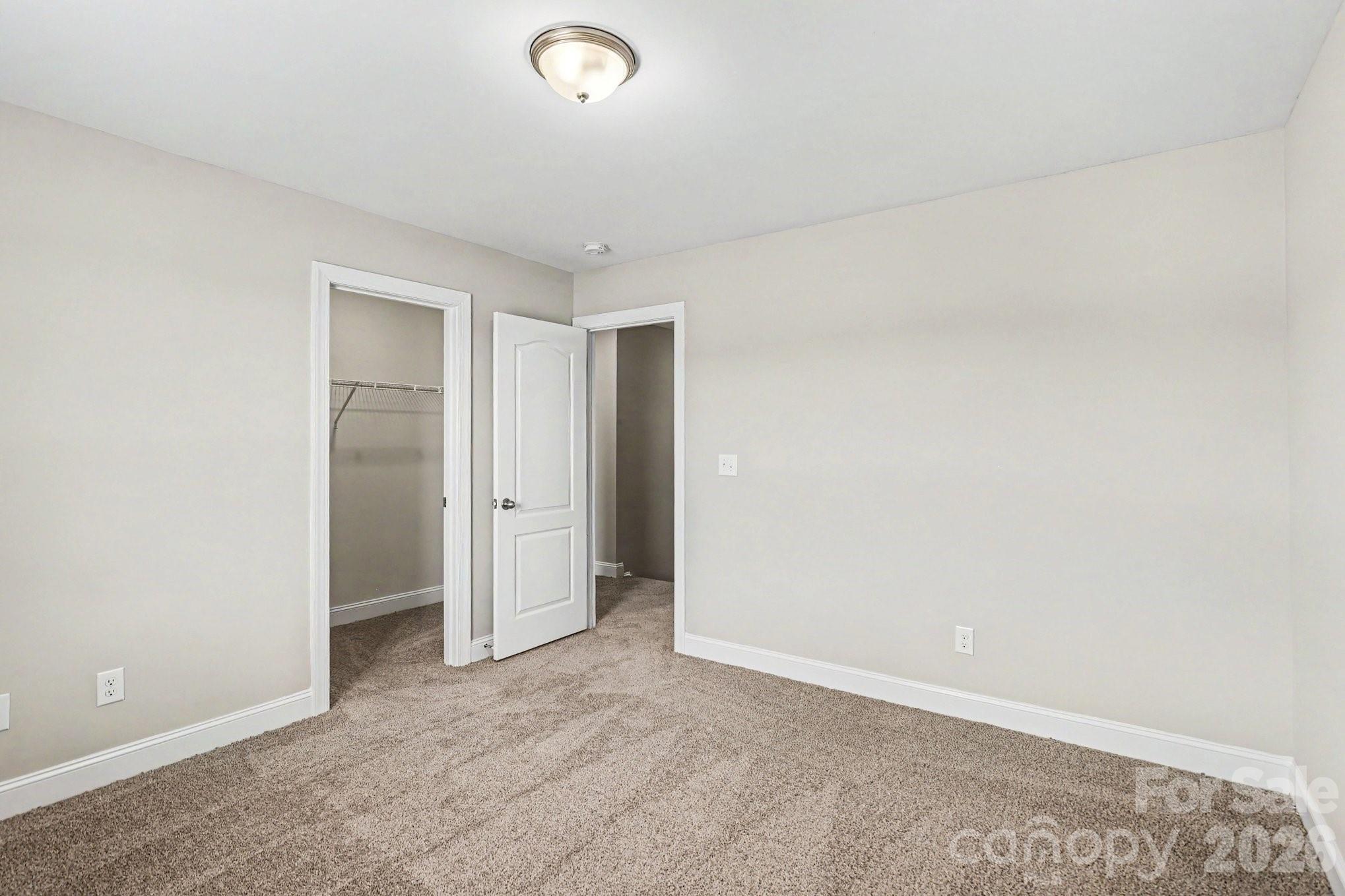 2139 Vecchio Drive Property Photo 14
