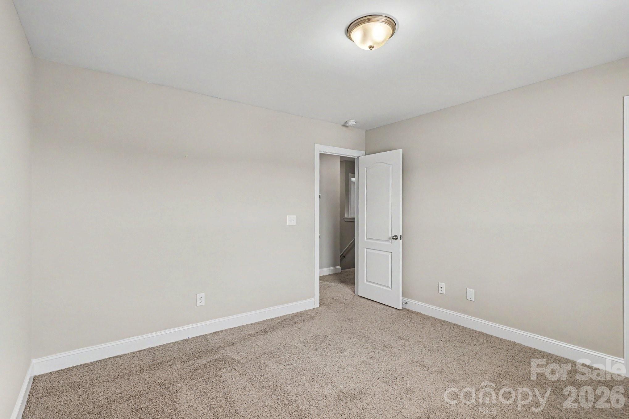 2139 Vecchio Drive Property Photo 16