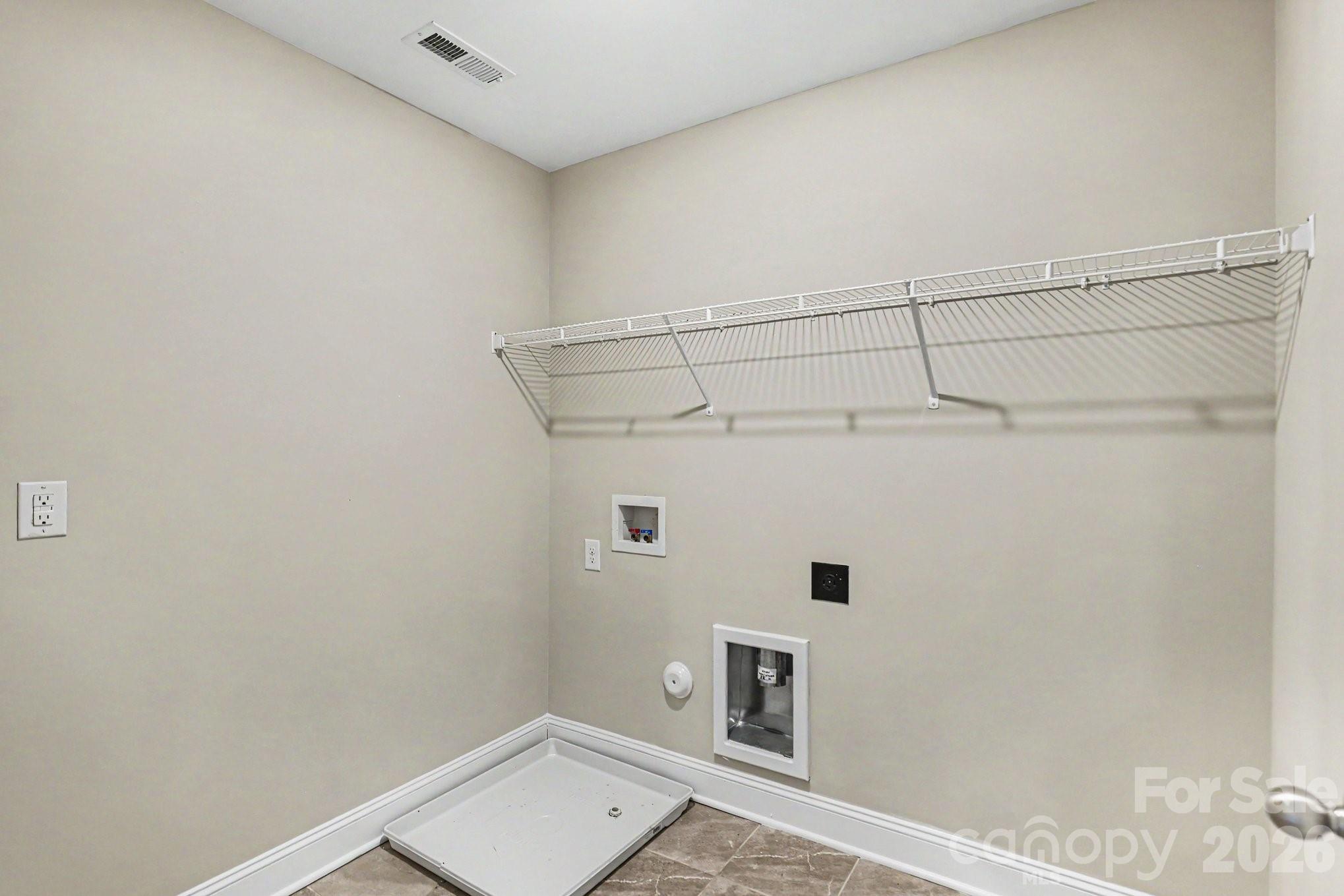 2139 Vecchio Drive Property Photo 21