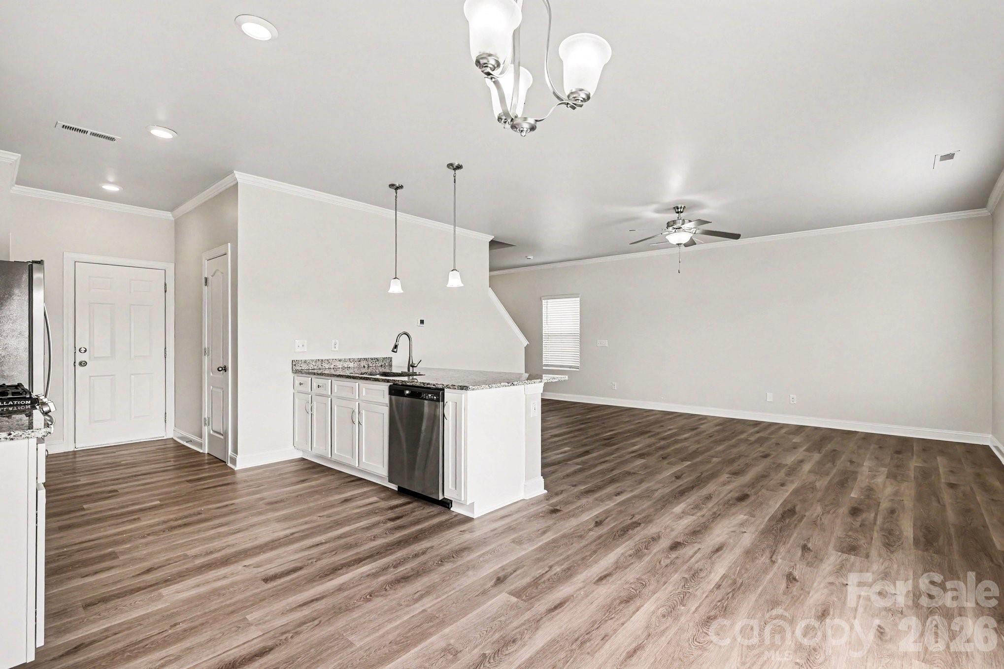 4358 Hornyak Drive Property Photo 9