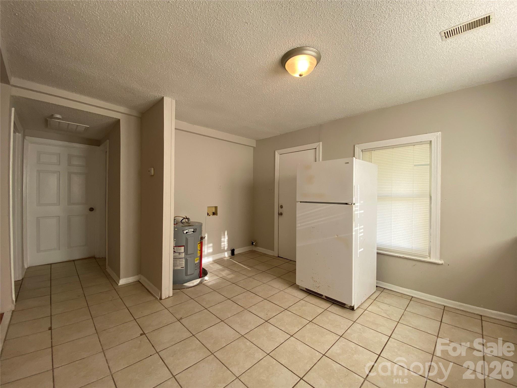 1104 Baker Boulevard Property Photo 5
