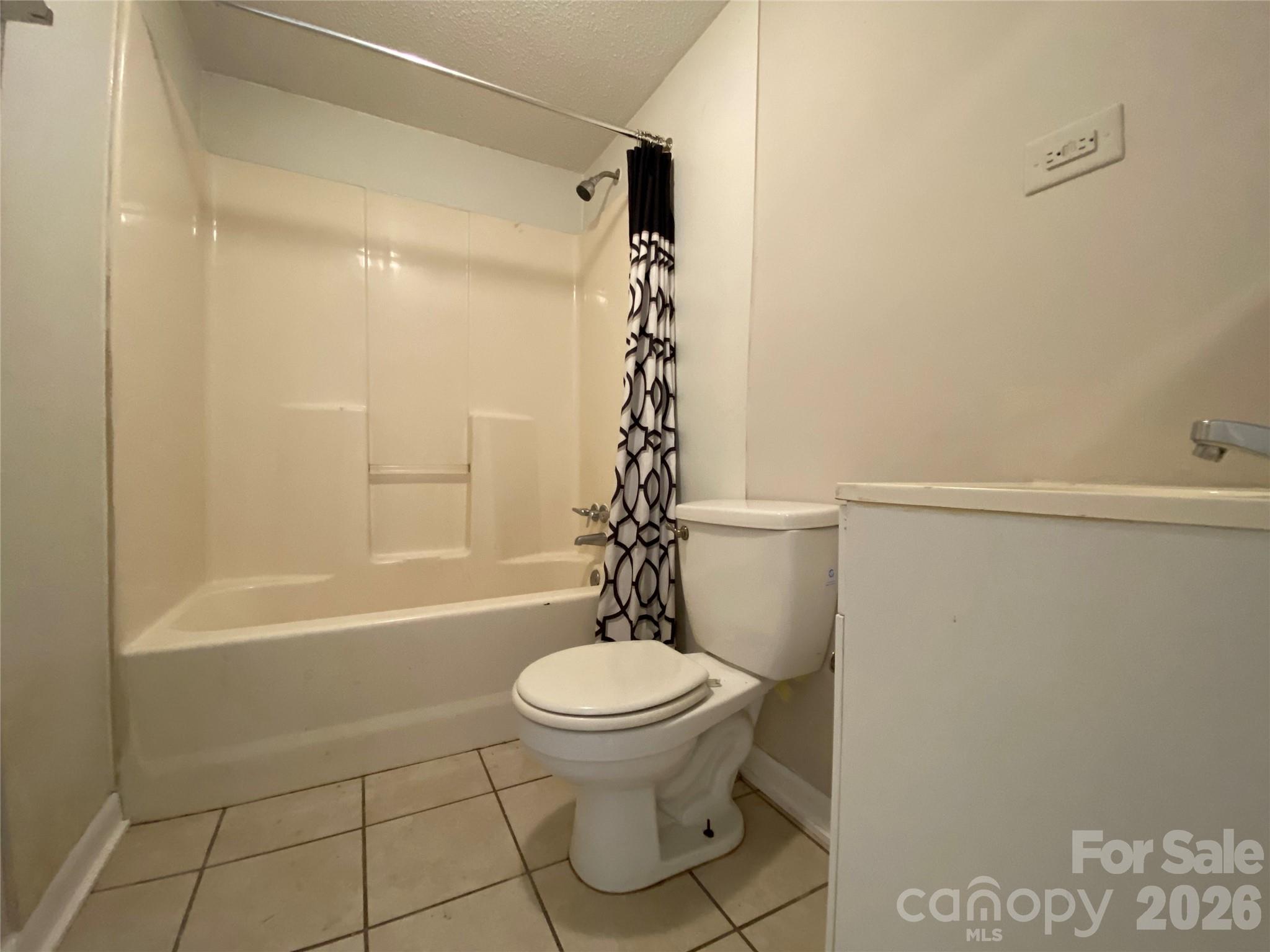 1104 Baker Boulevard Property Photo 11