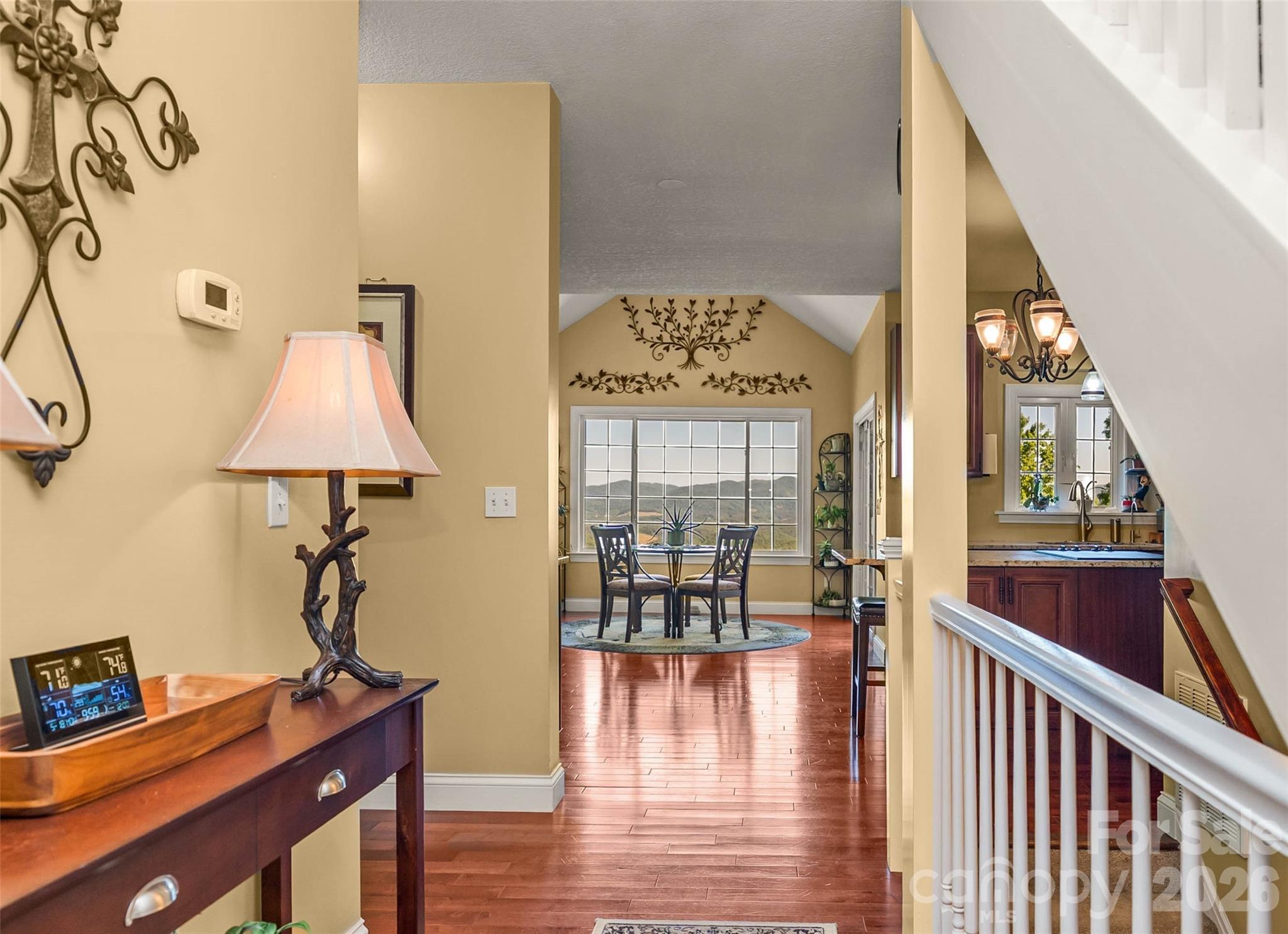 350 Vista Point Drive Property Photo 11