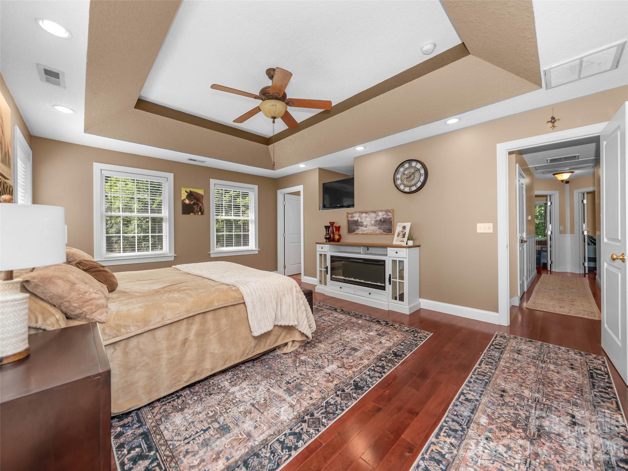 350 Vista Point Drive Property Photo 14