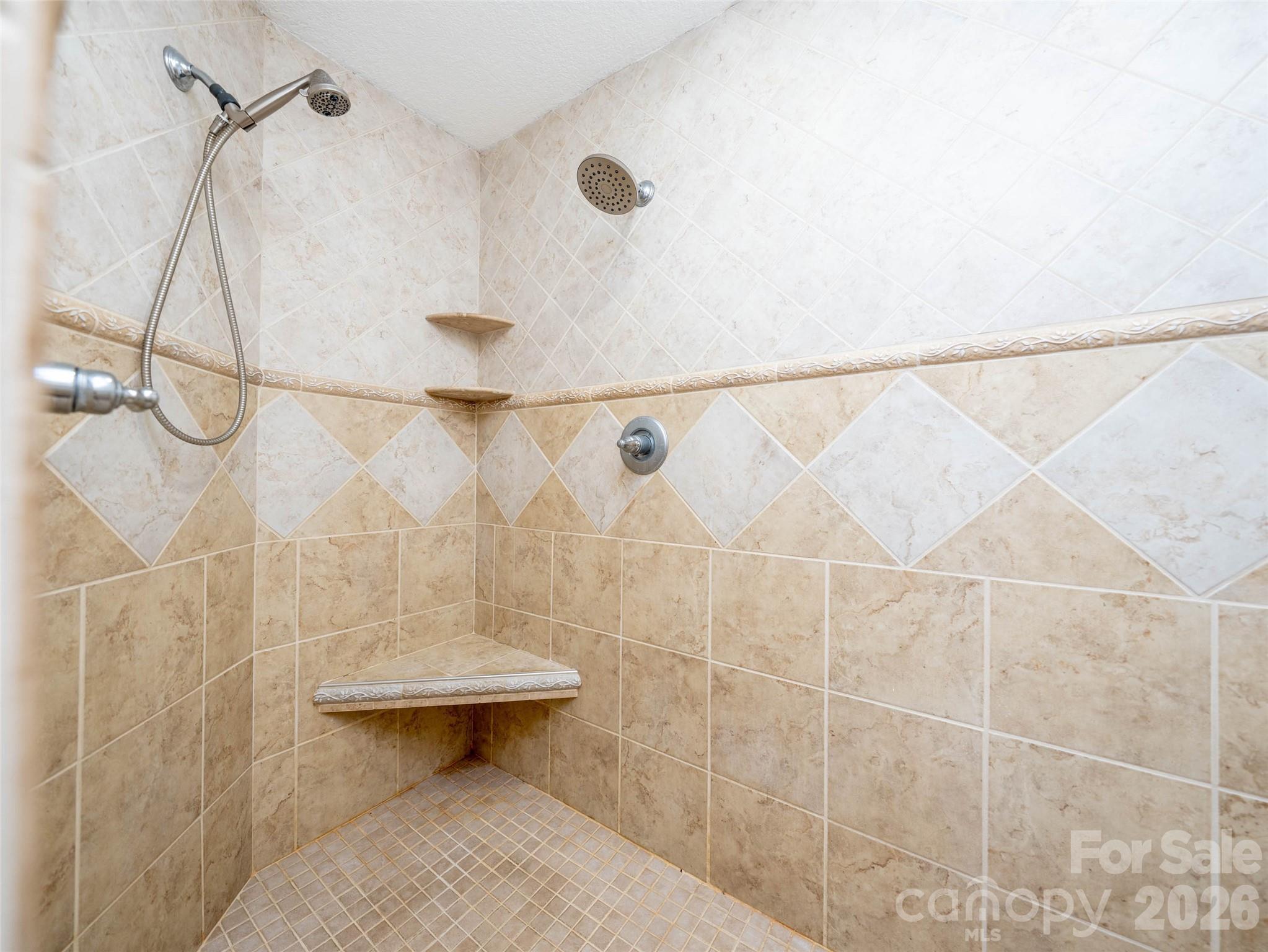 350 Vista Point Drive Property Photo 17