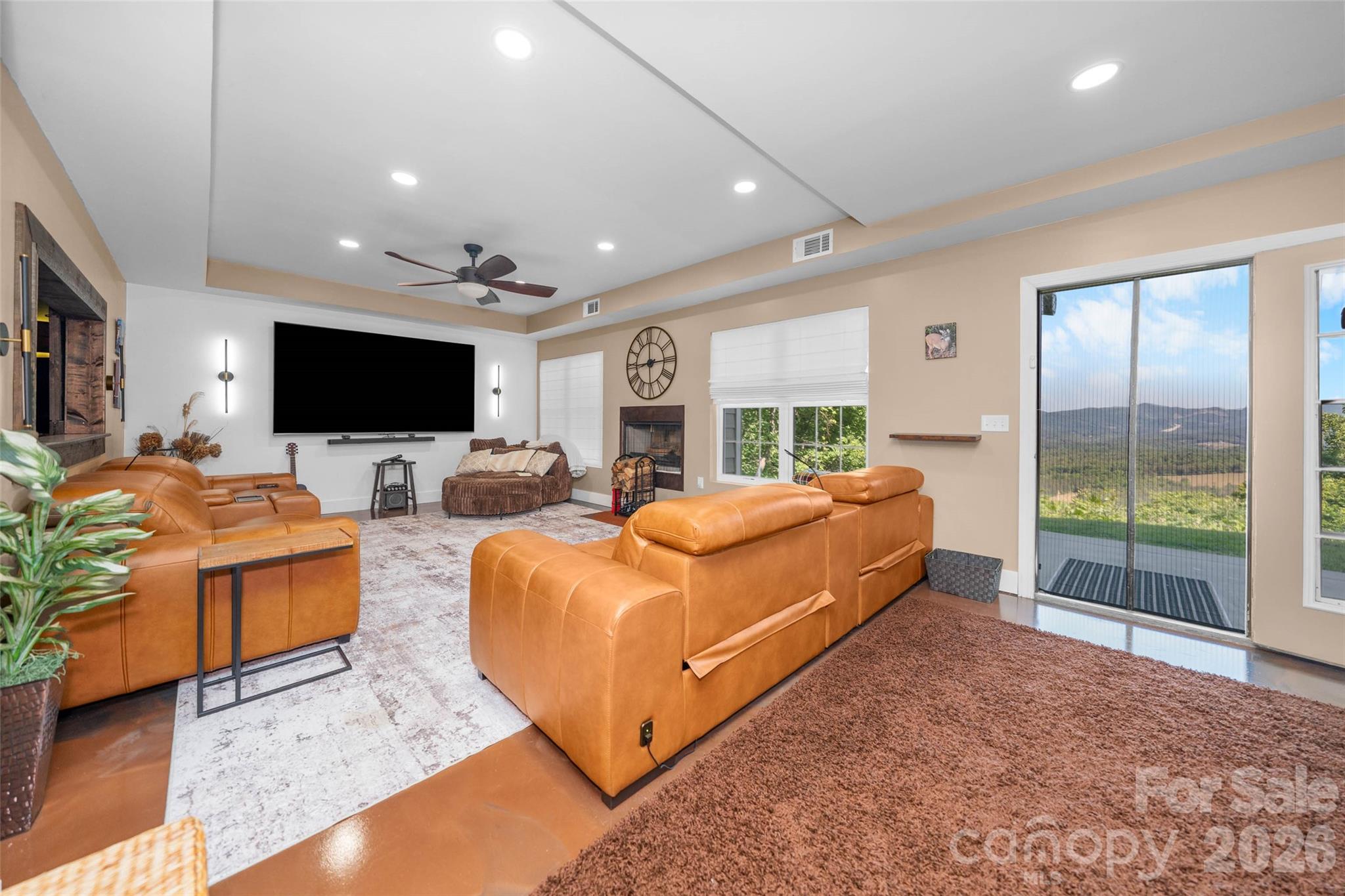 350 Vista Point Drive Property Photo 25