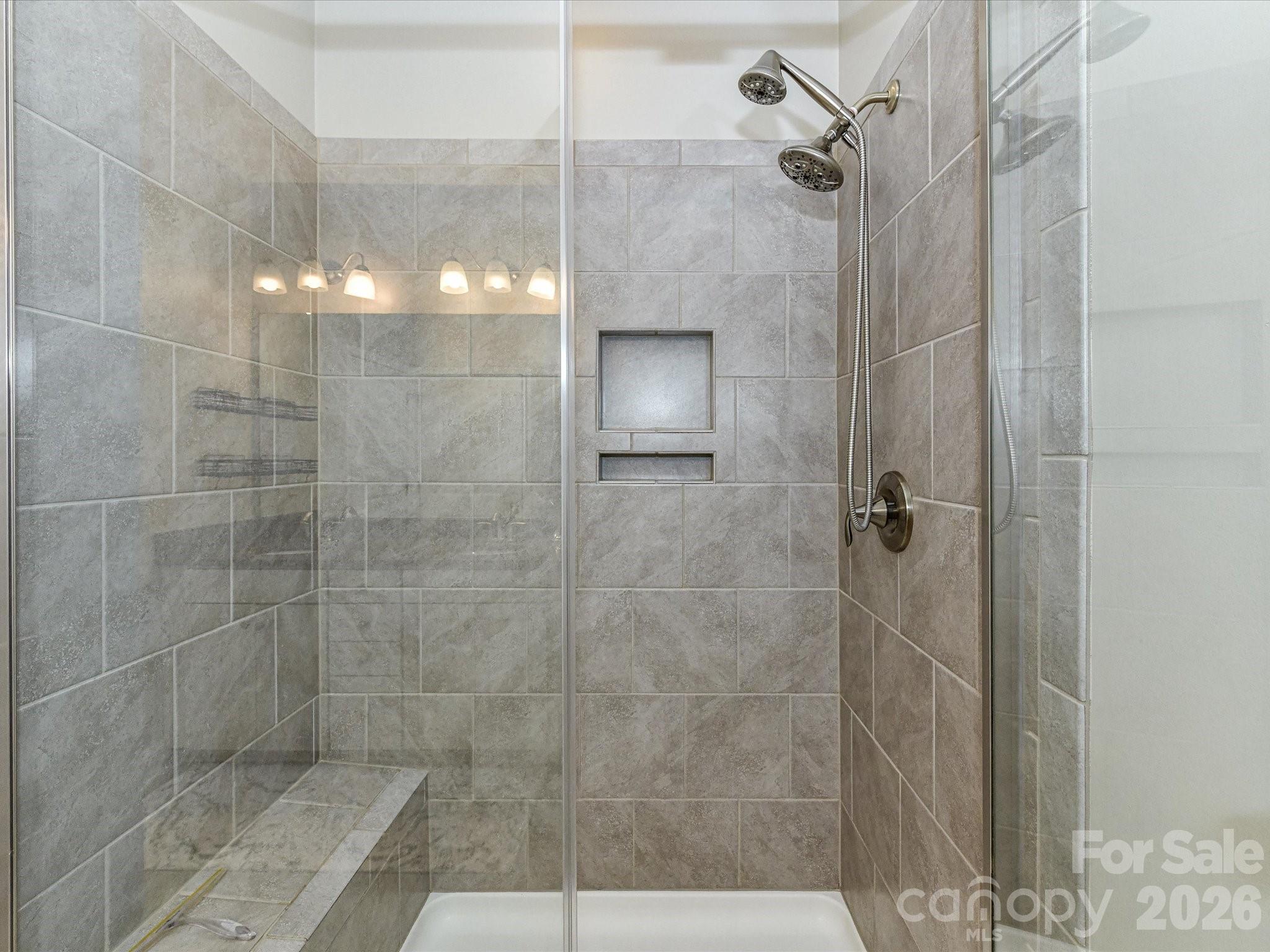 905 Pennington Drive Property Photo 26
