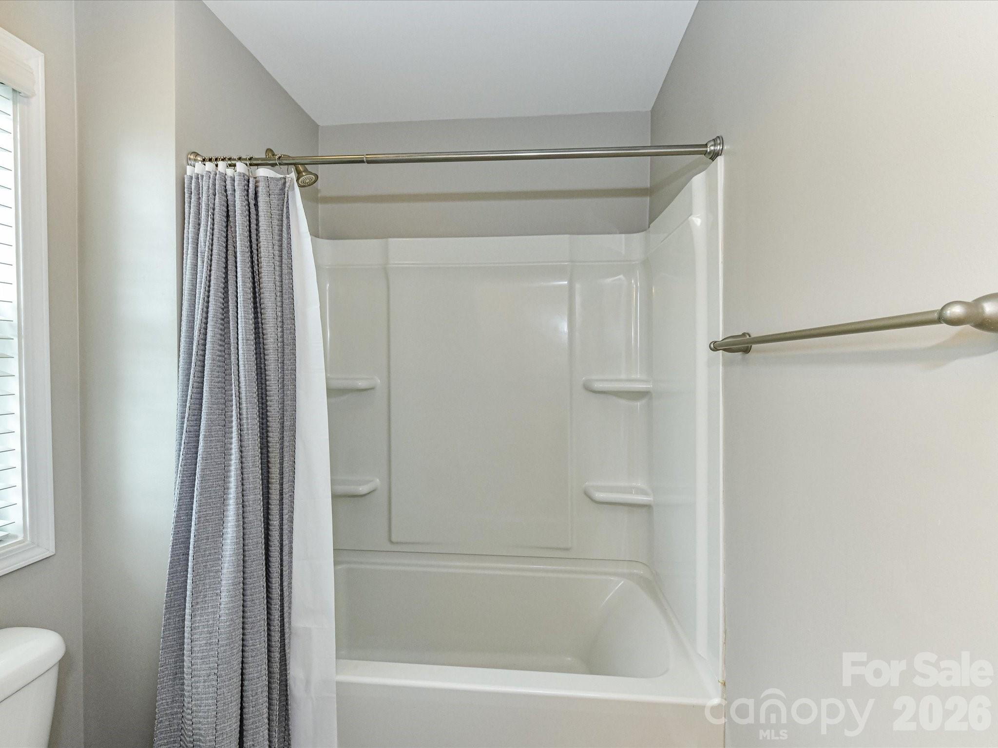 905 Pennington Drive Property Photo 30