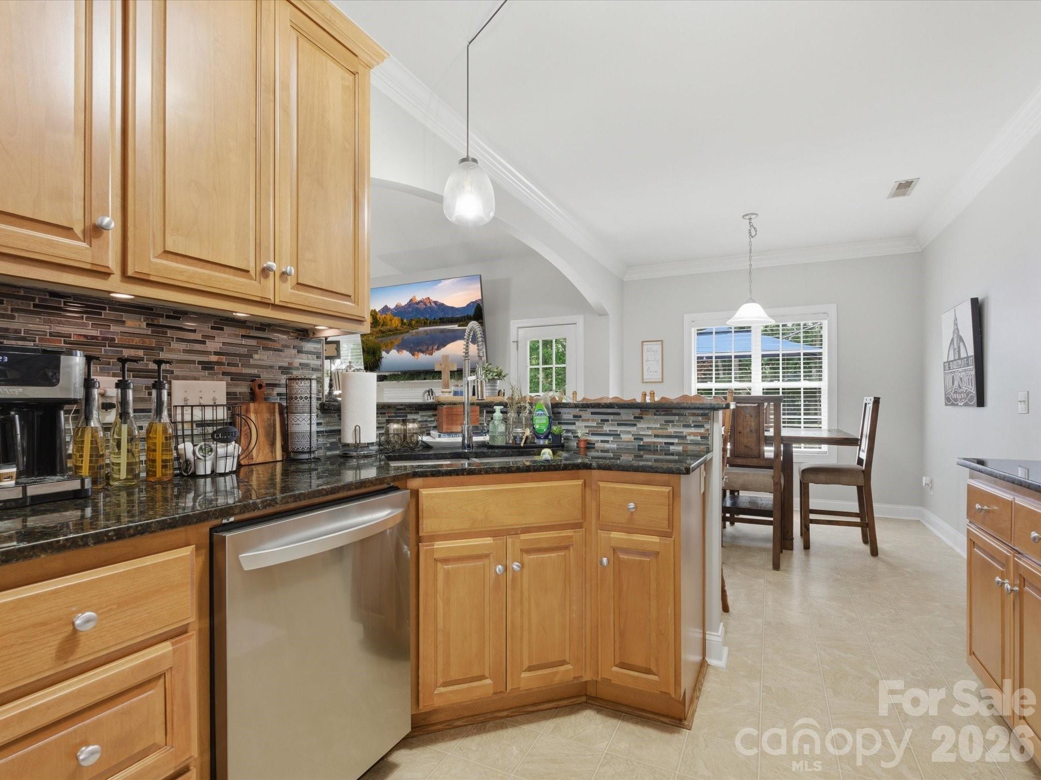 705 Redah Avenue Property Photo 18