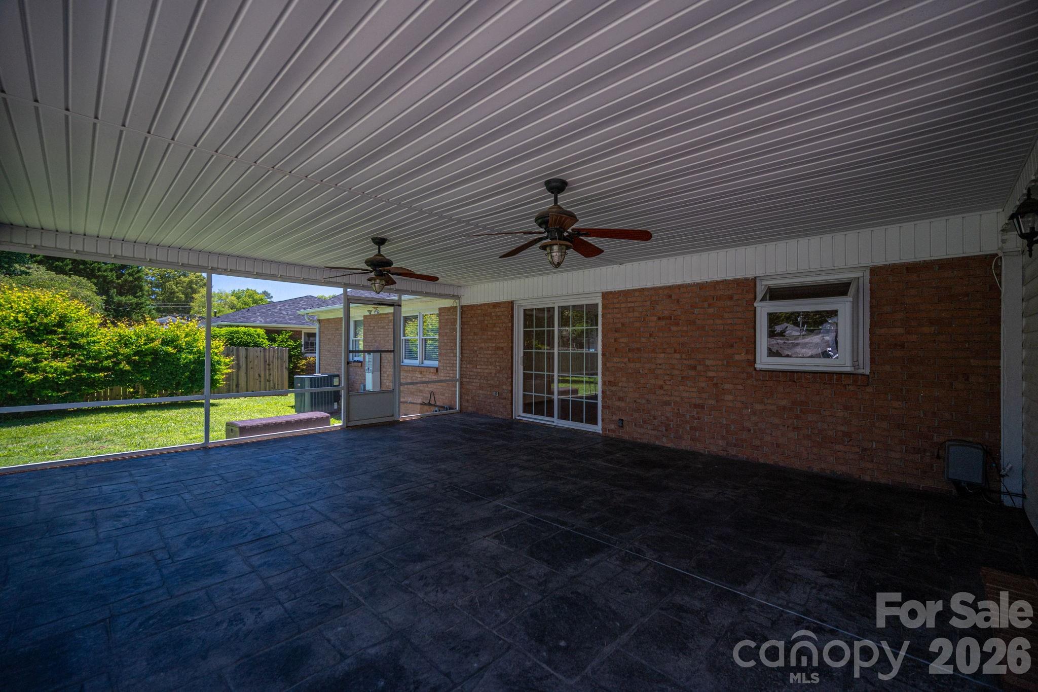 1920 Echo Lane Property Photo 29