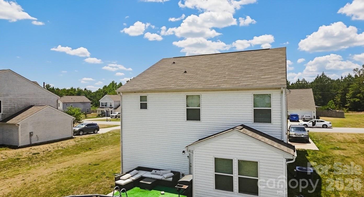 244 Amberly Circle Property Photo 22