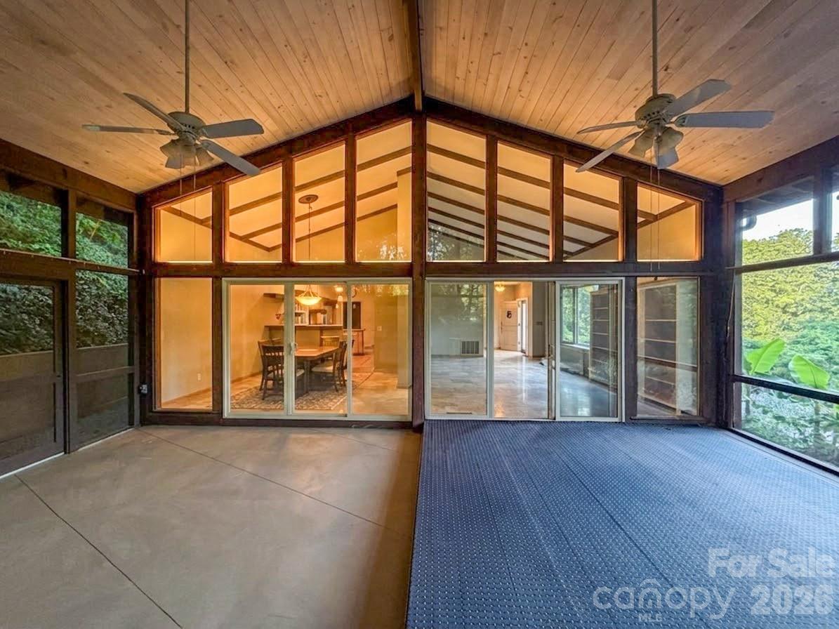 506 Country Club Road Property Photo 1