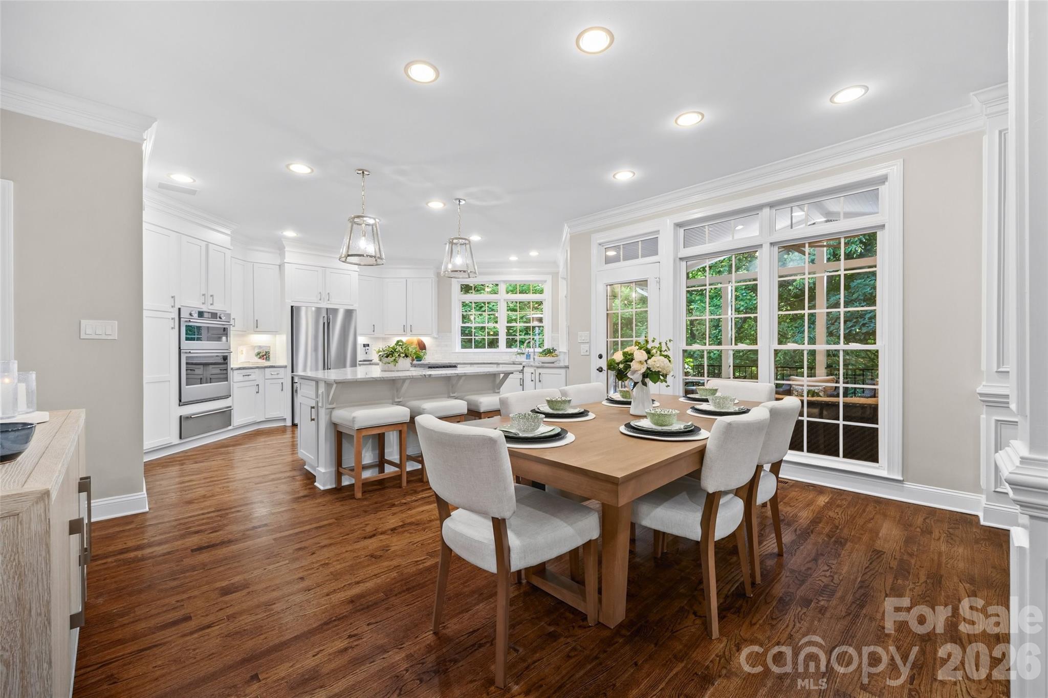2539 Grimmersborough Lane Property Photo 1