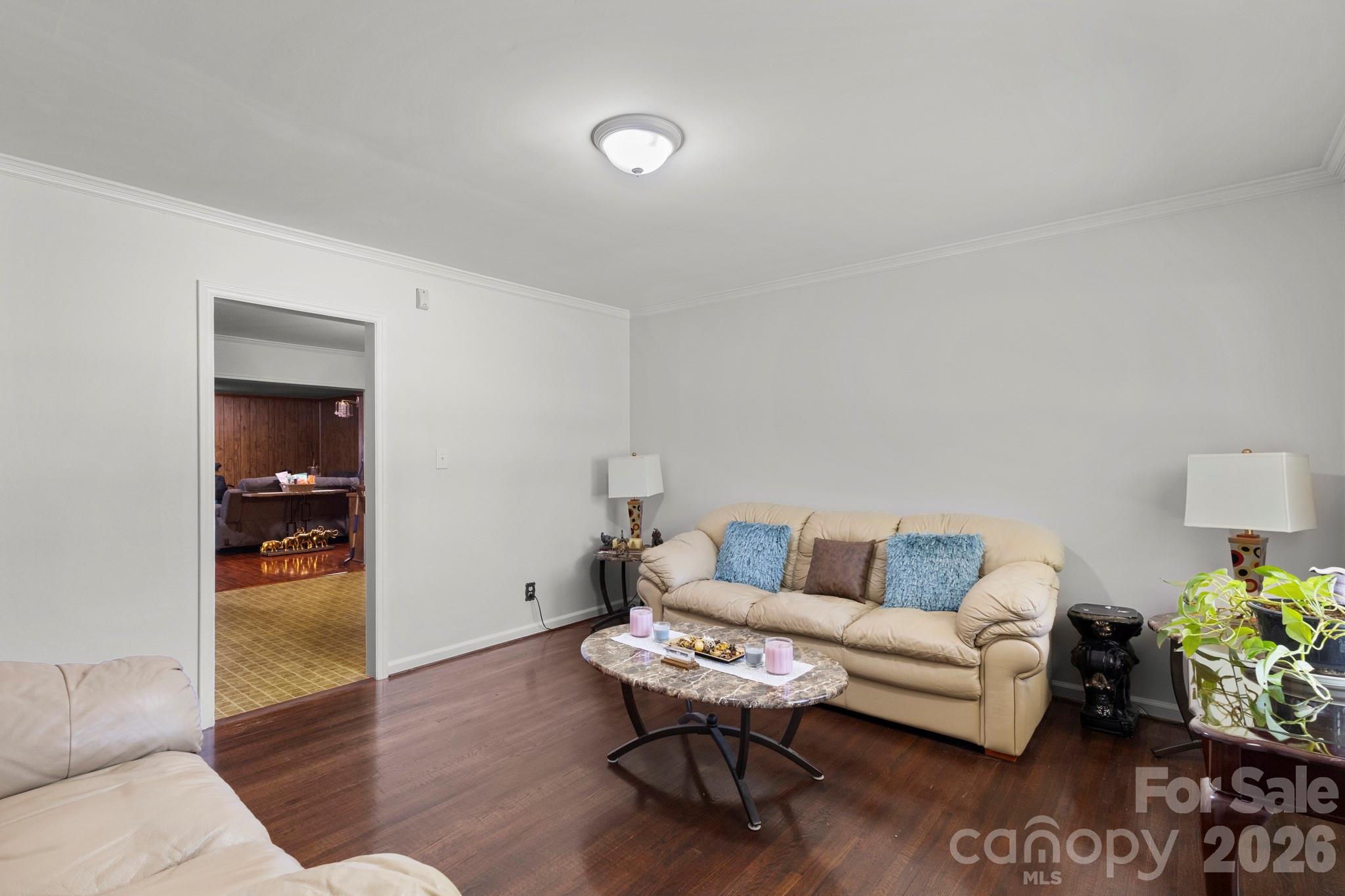 3326 Dunaire Drive Property Photo 5