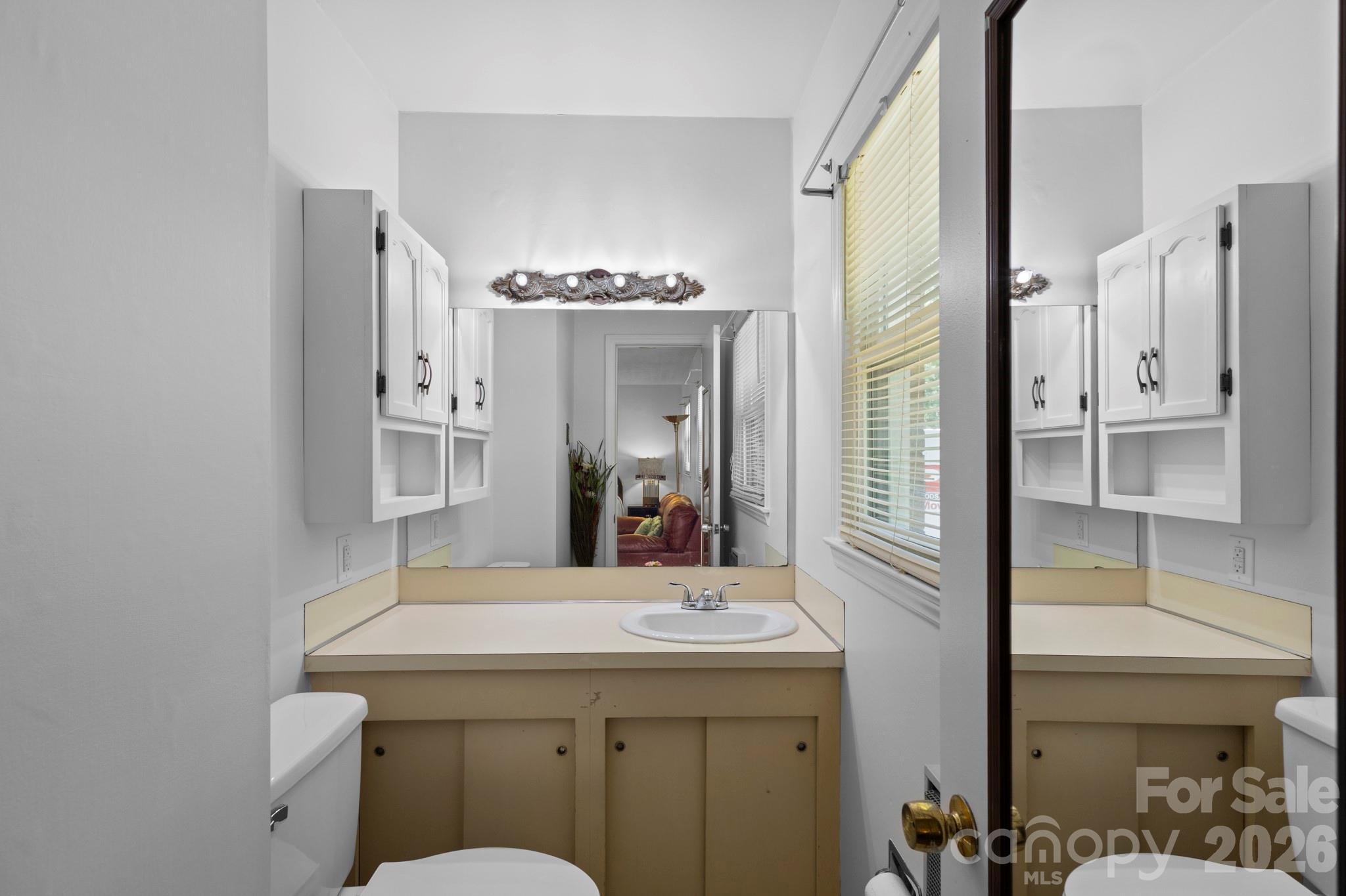 3326 Dunaire Drive Property Photo 16