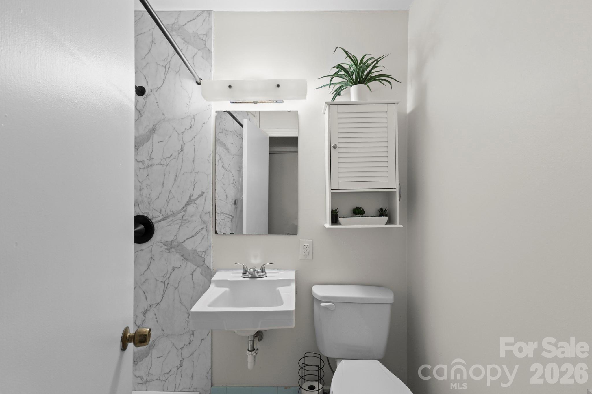 3326 Dunaire Drive Property Photo 19