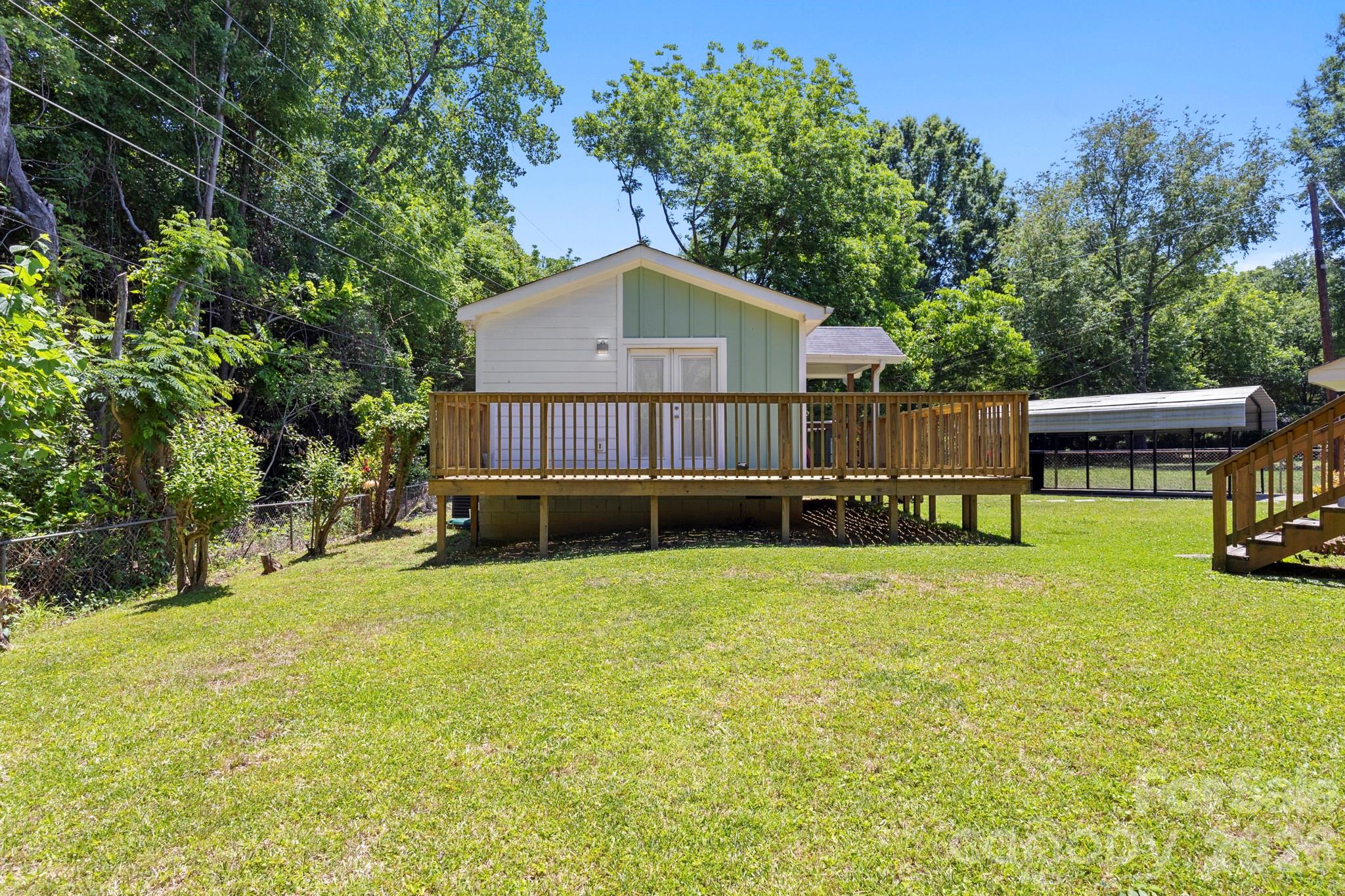3326 Dunaire Drive Property Photo 33