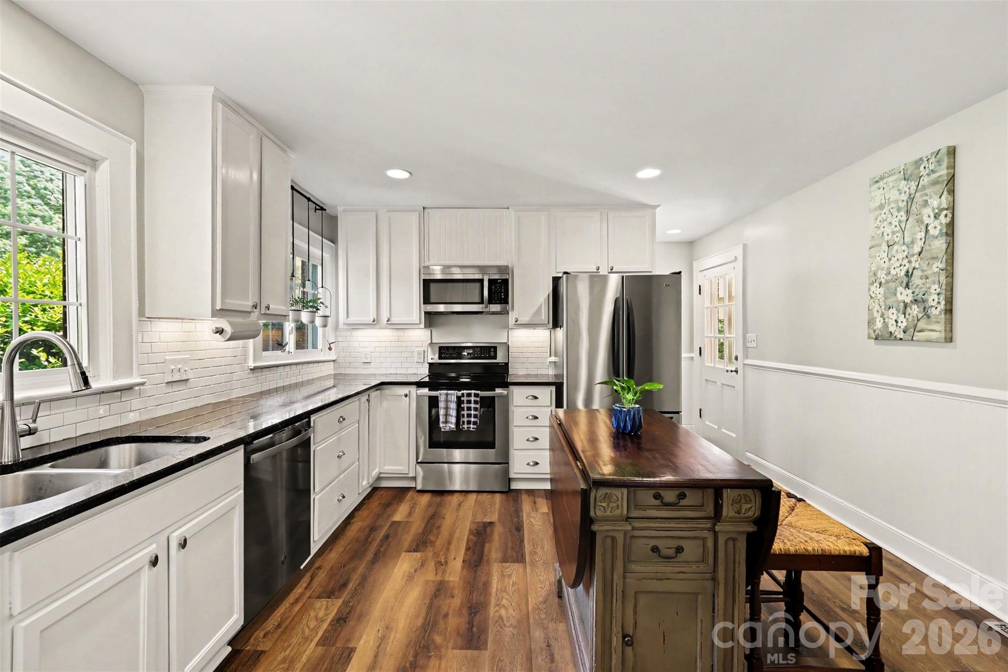 2068 Statesville Highway Property Photo 1