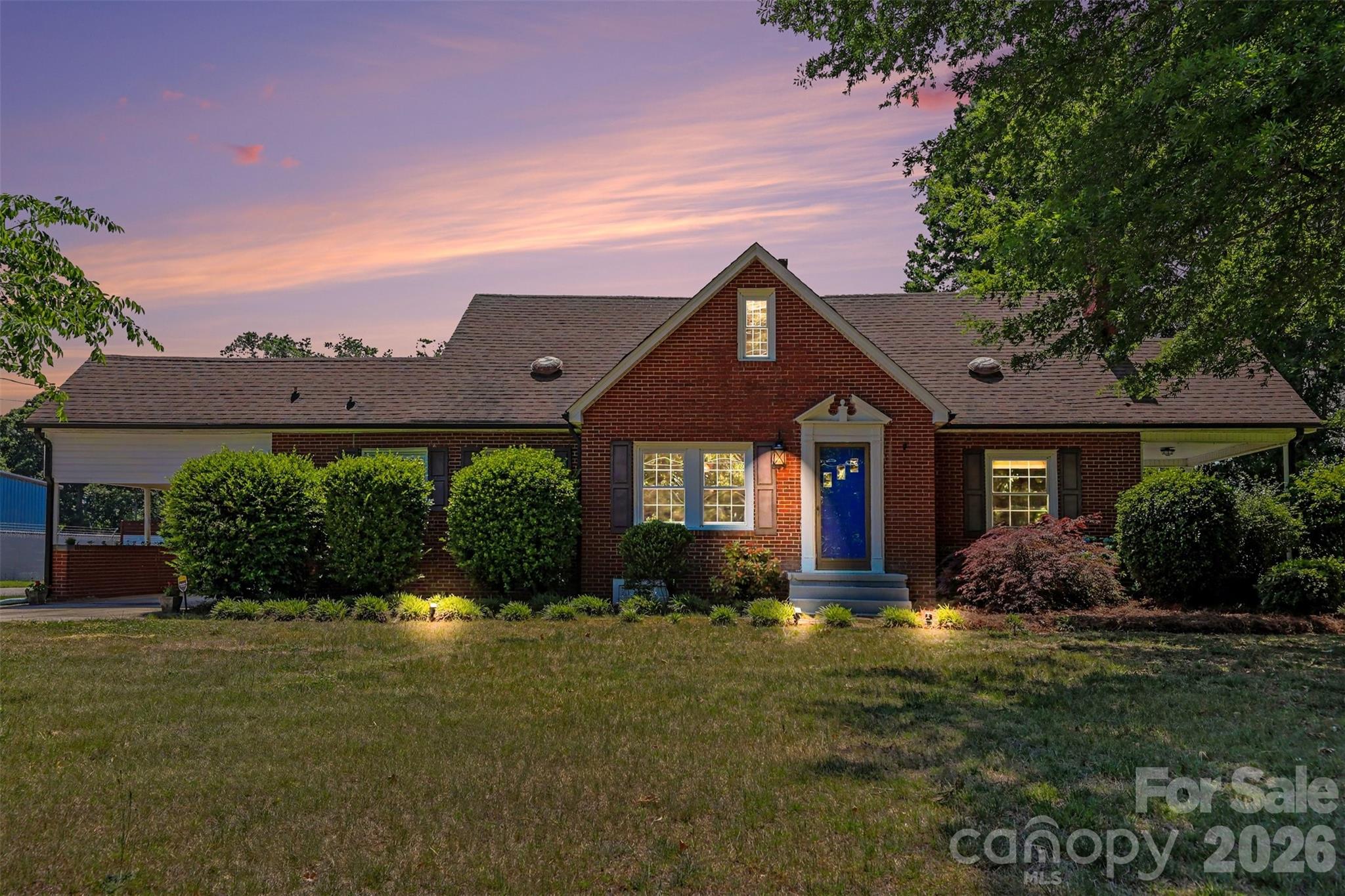 2068 Statesville Highway Property Photo 2