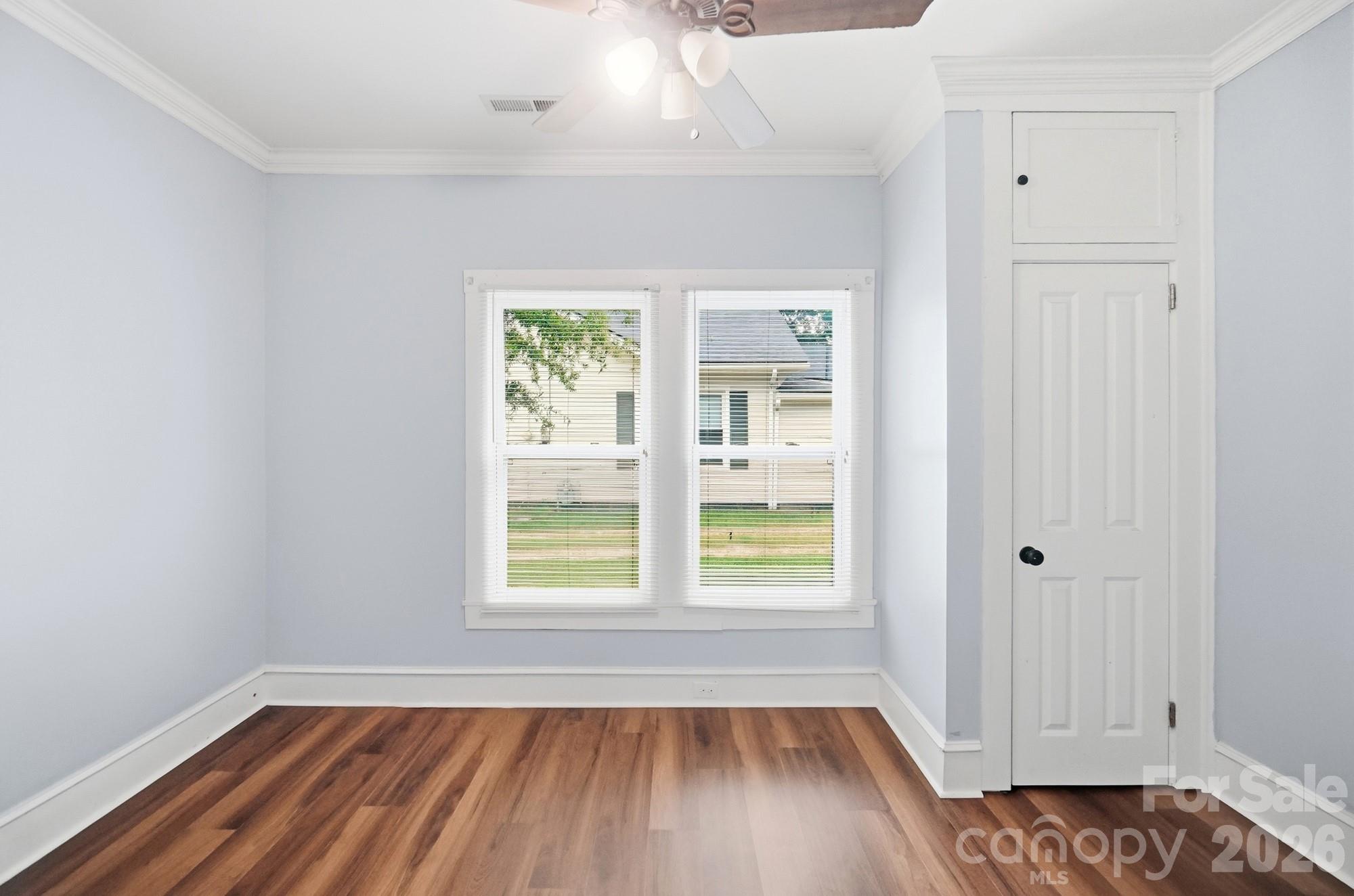1002 N Ridge Avenue Property Photo 20